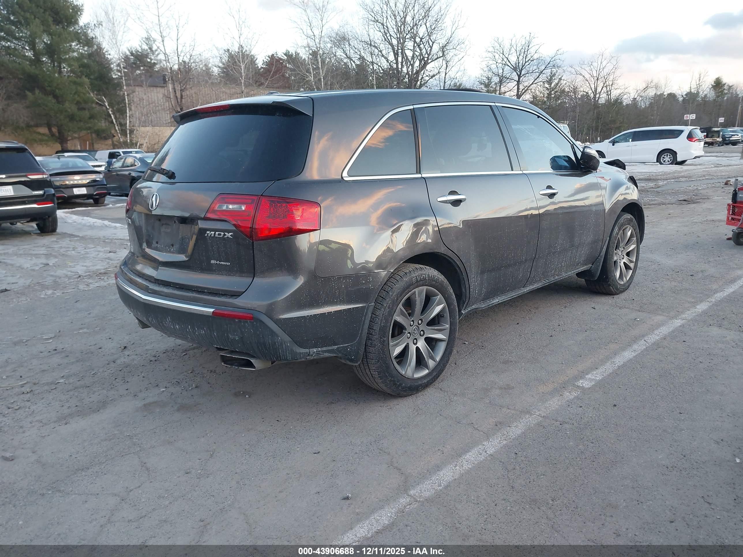 ACURA MDX image 4