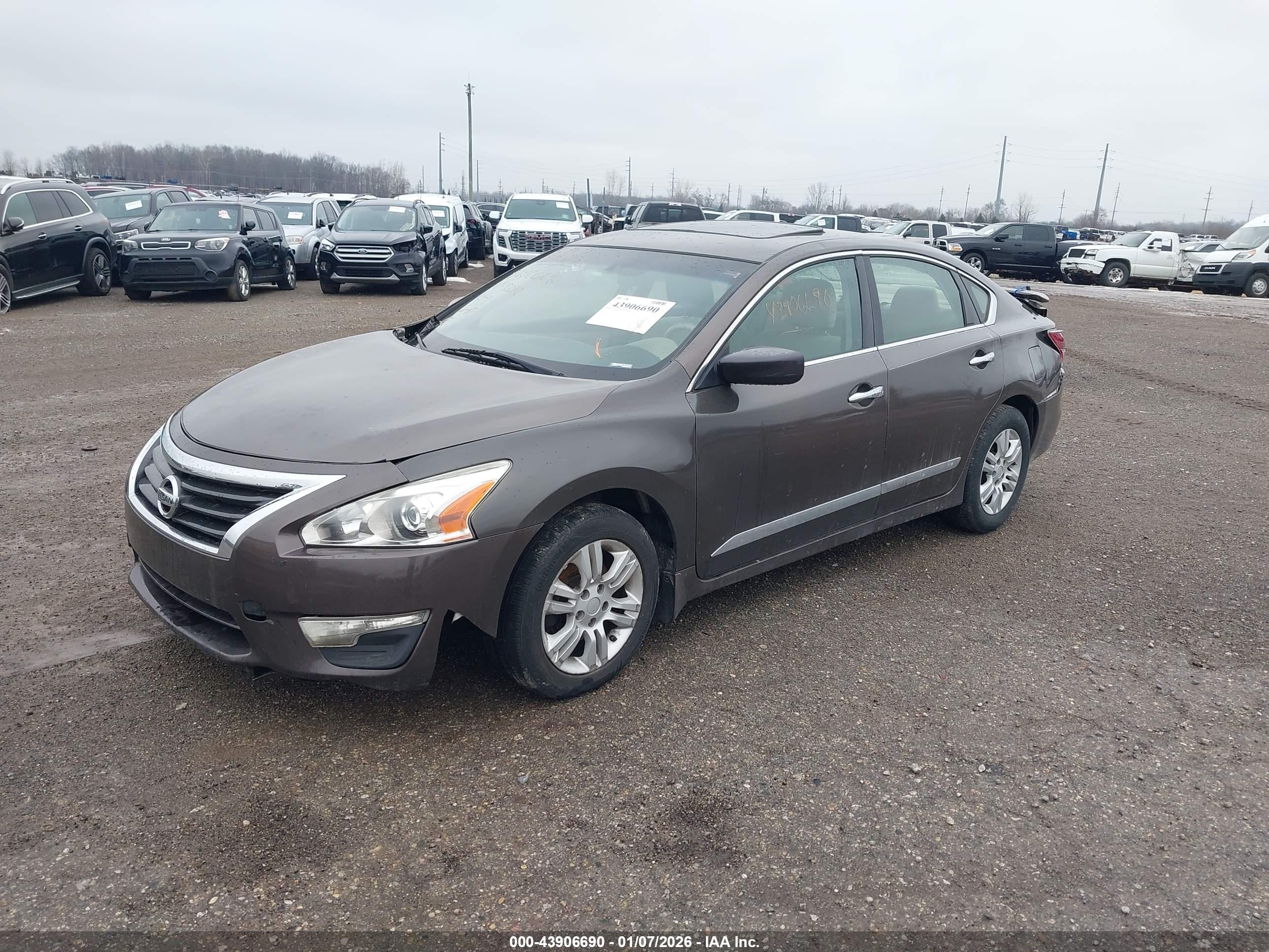 NISSAN ALTIMA image 2