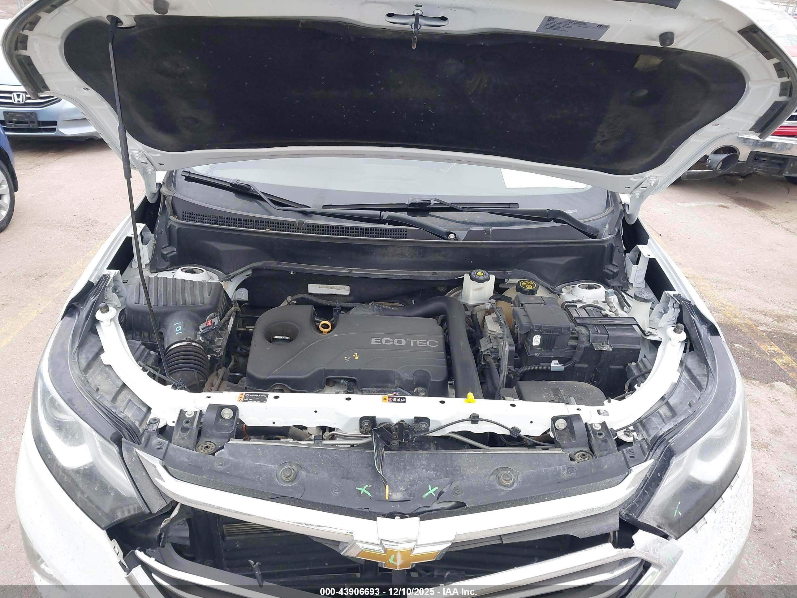 CHEVROLET EQUINOX image 10