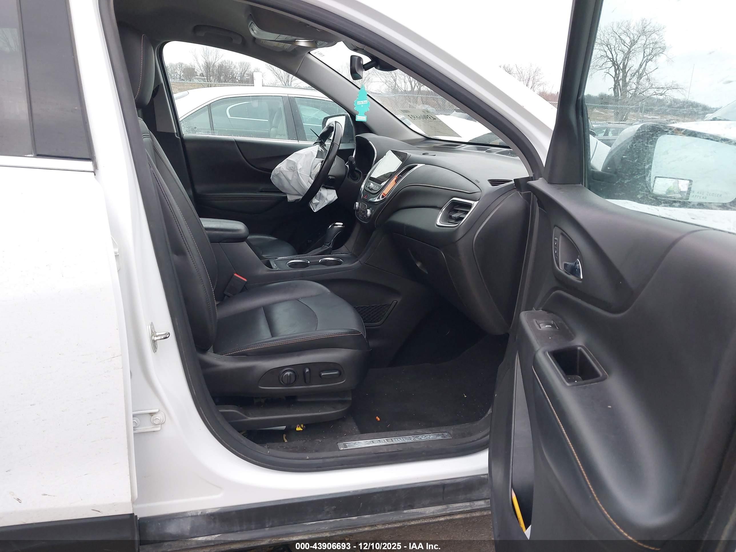 CHEVROLET EQUINOX image 5