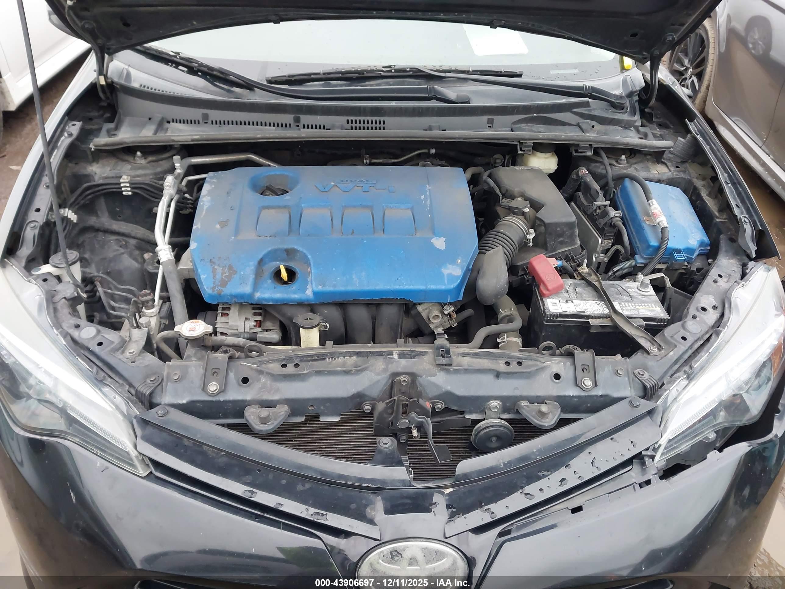 TOYOTA COROLLA image 10