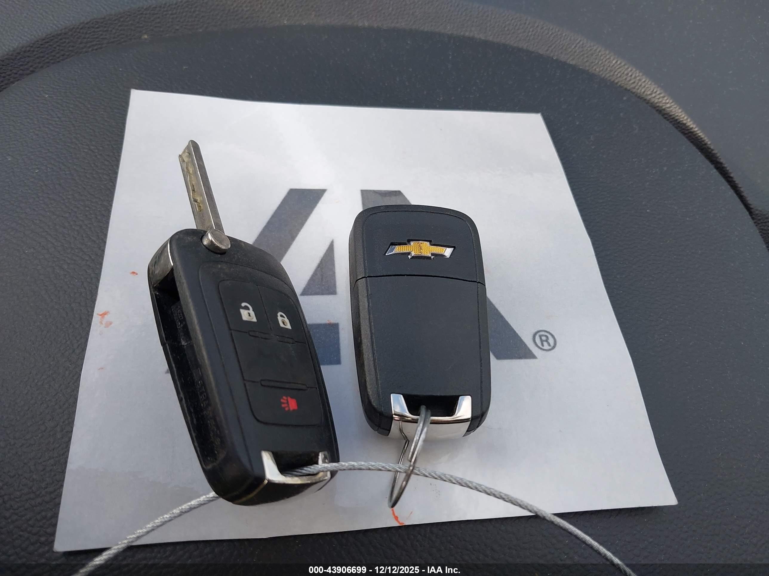 CHEVROLET EQUINOX image 11