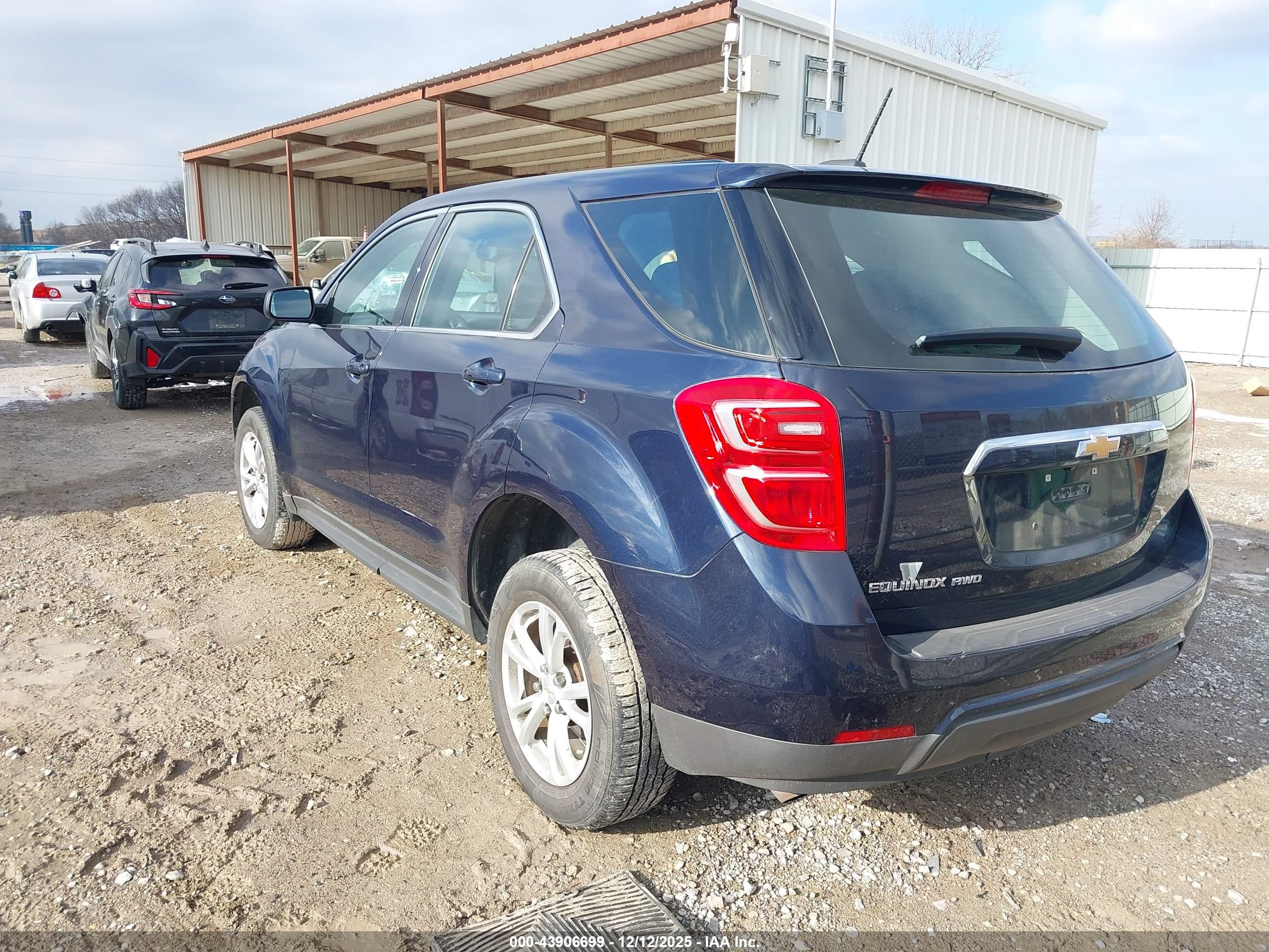 CHEVROLET EQUINOX image 3