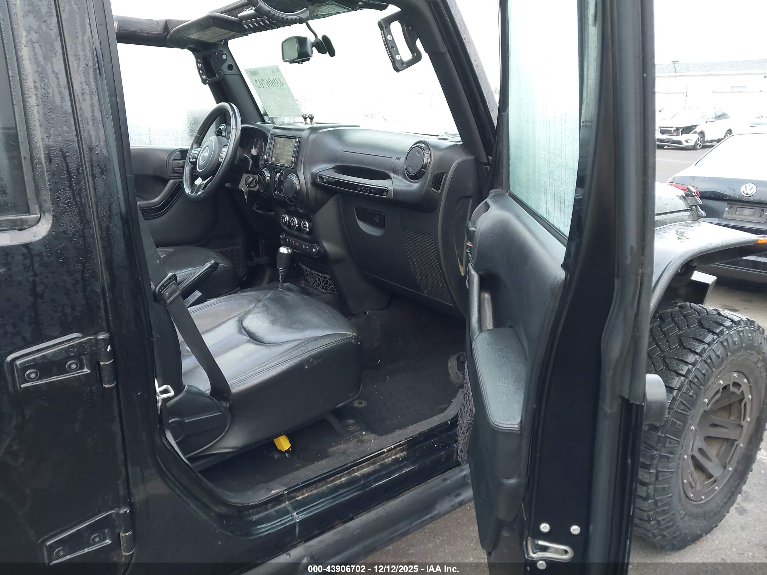 JEEP WRANGLER image 5