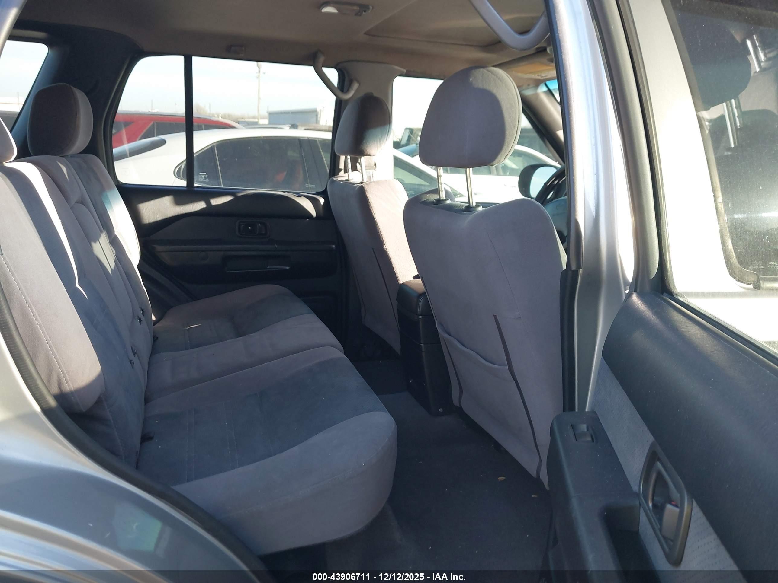 NISSAN PATHFINDER image 8