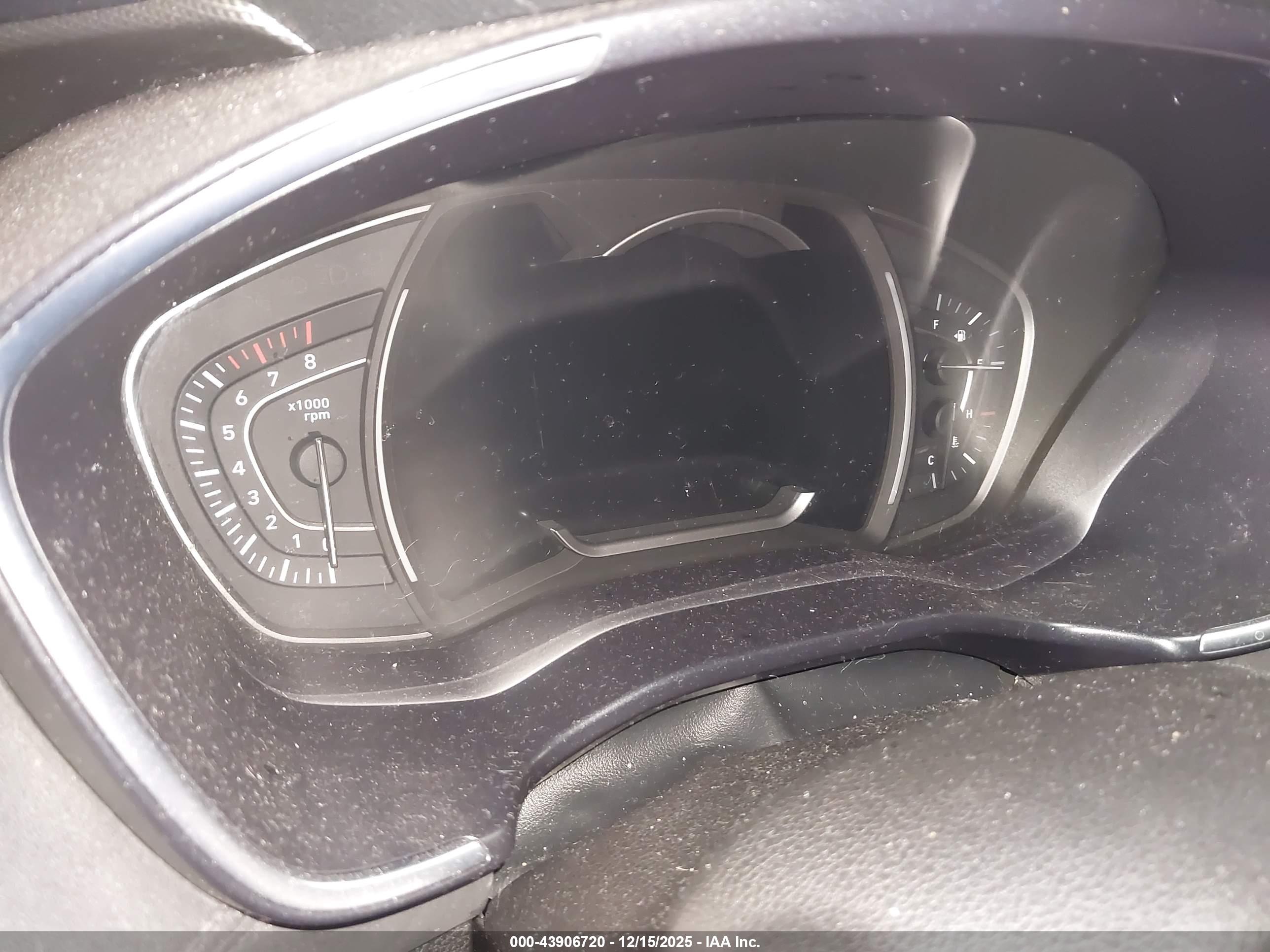 HYUNDAI SANTA image 7