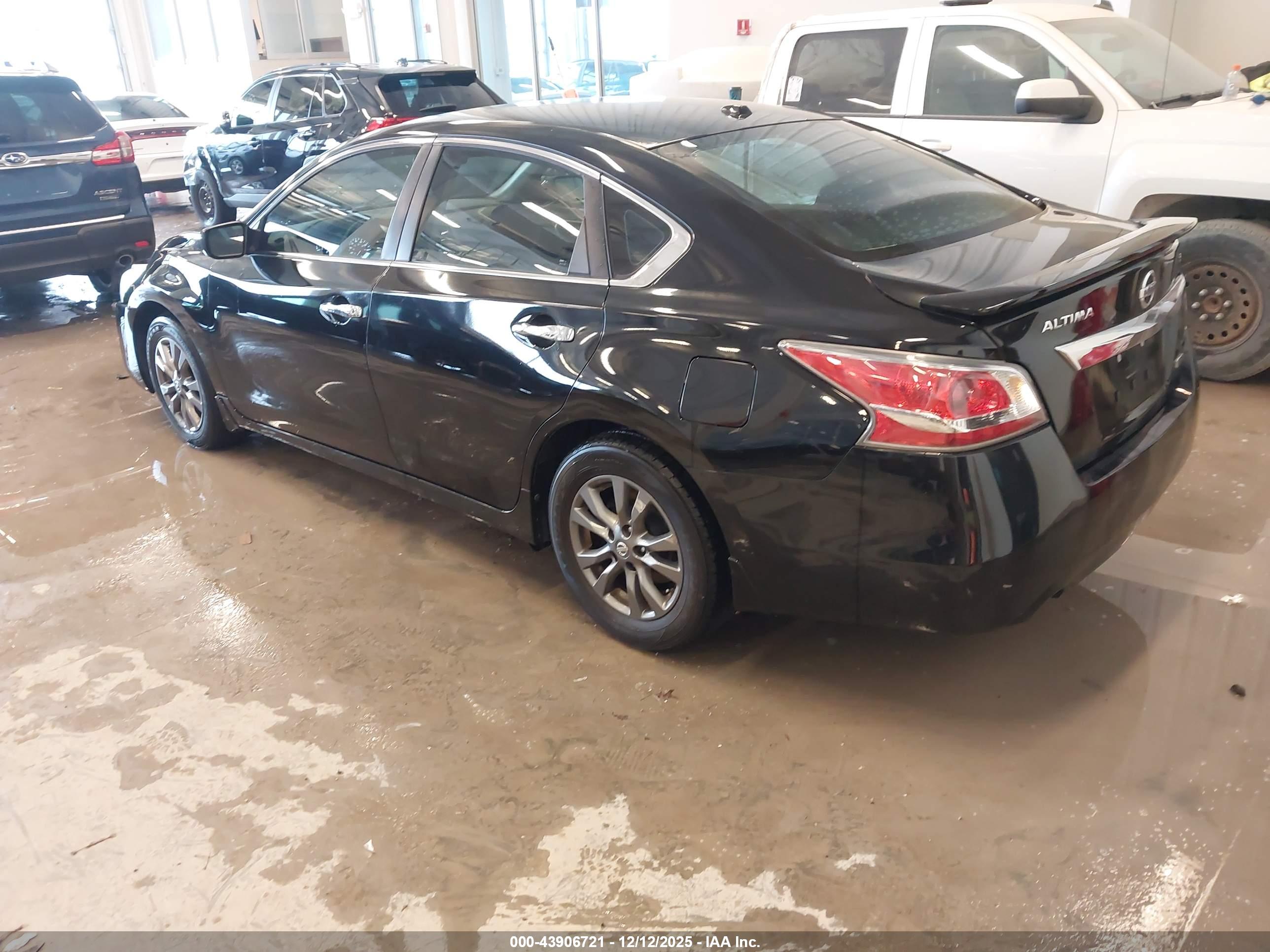 NISSAN ALTIMA image 3