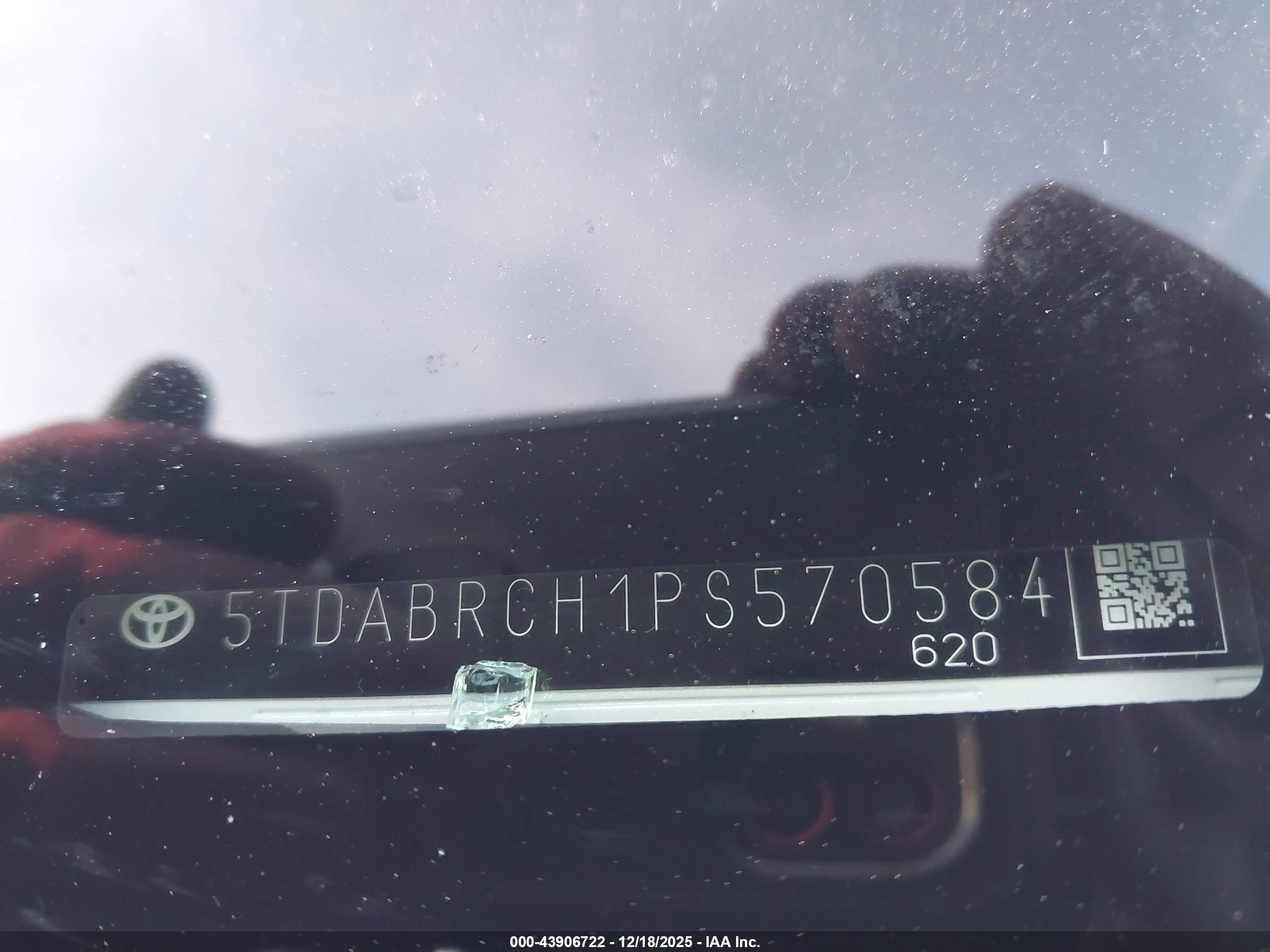 TOYOTA HIGHLANDER image 9