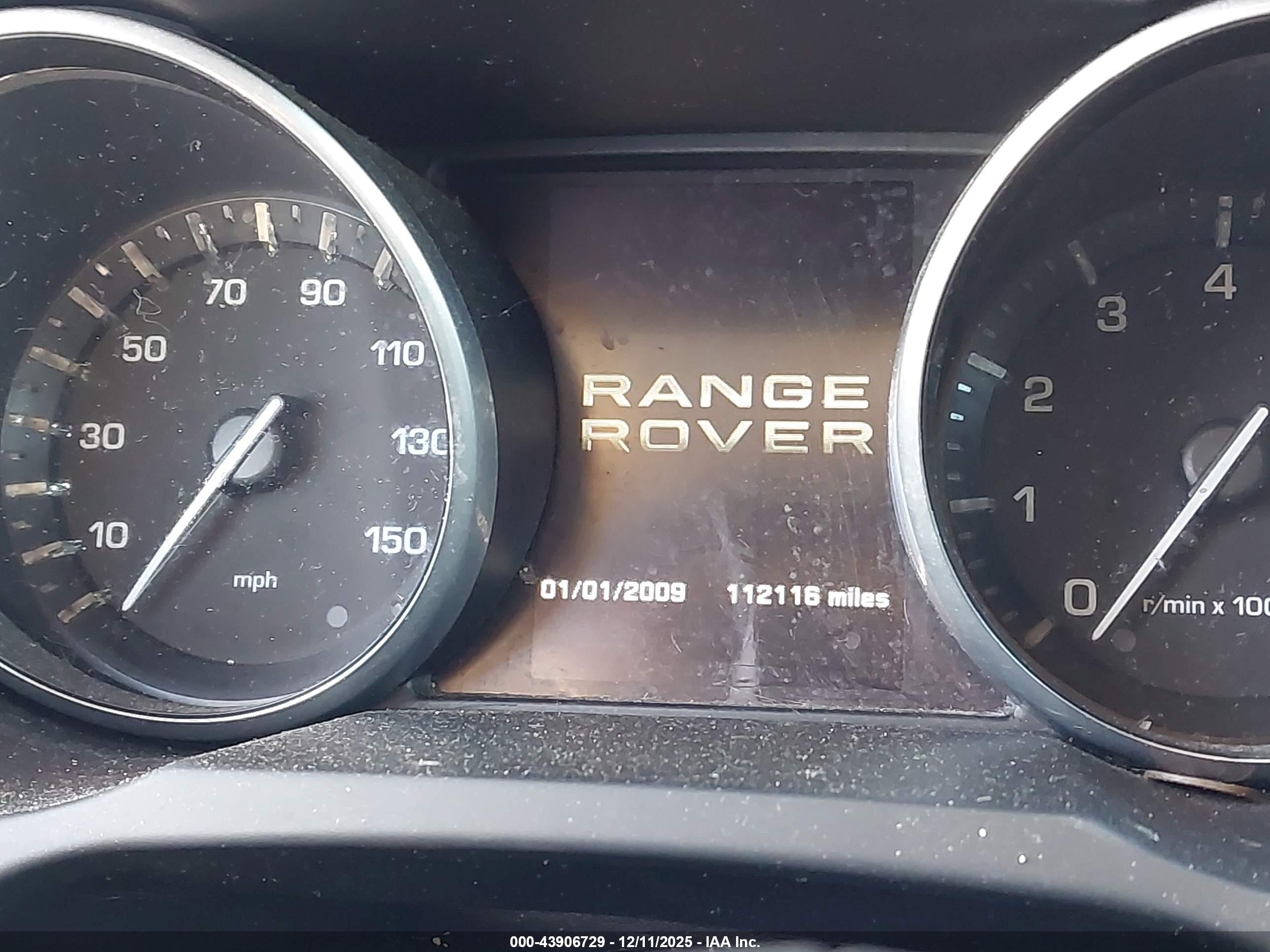 LAND ROVER image 7