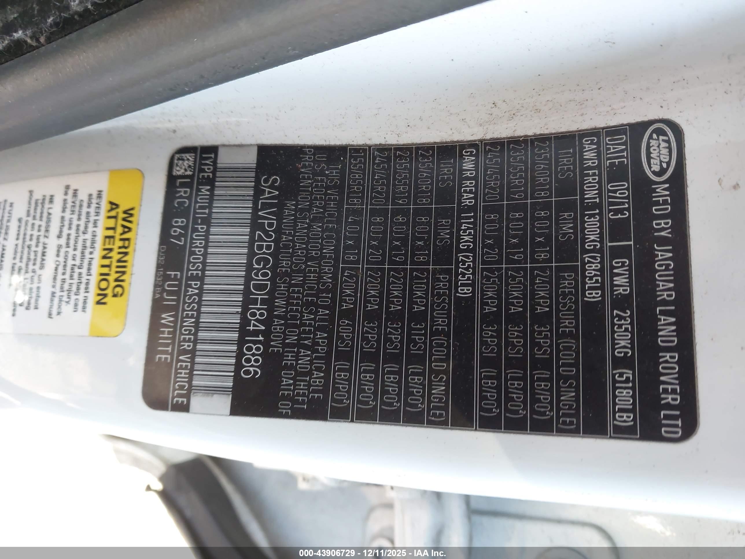 LAND ROVER image 9