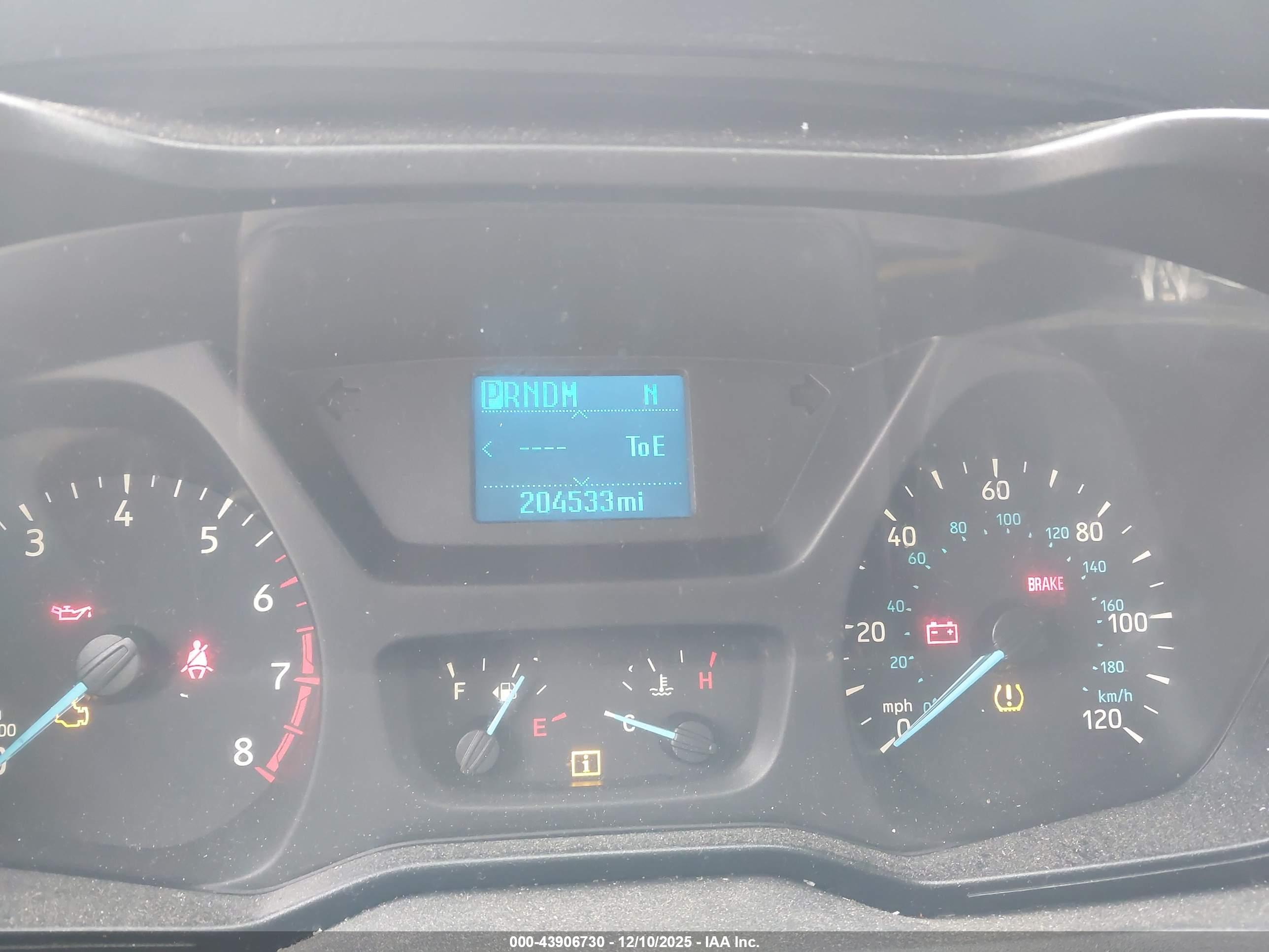 FORD TRANSIT-250 image 7