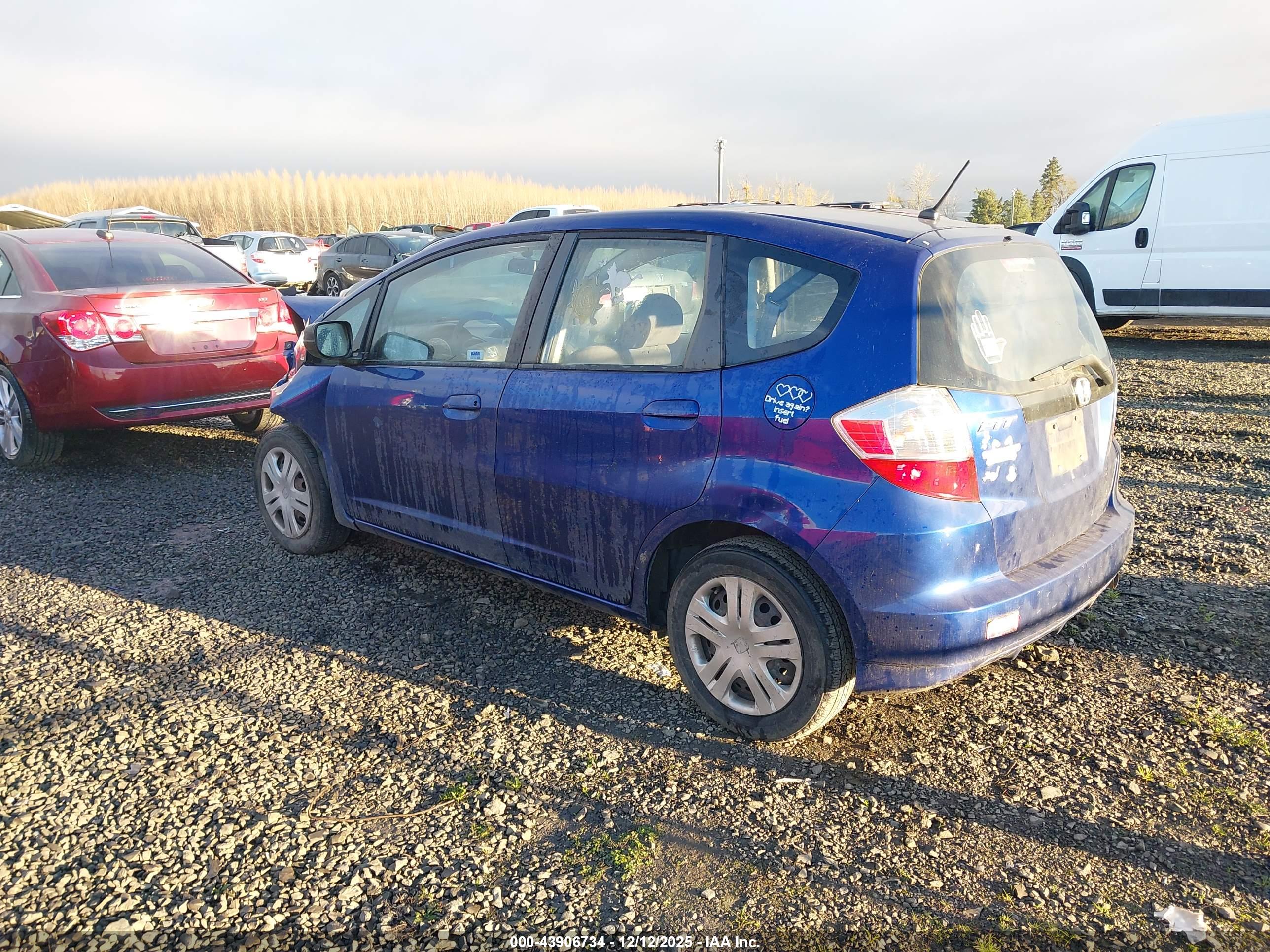HONDA FIT image 3