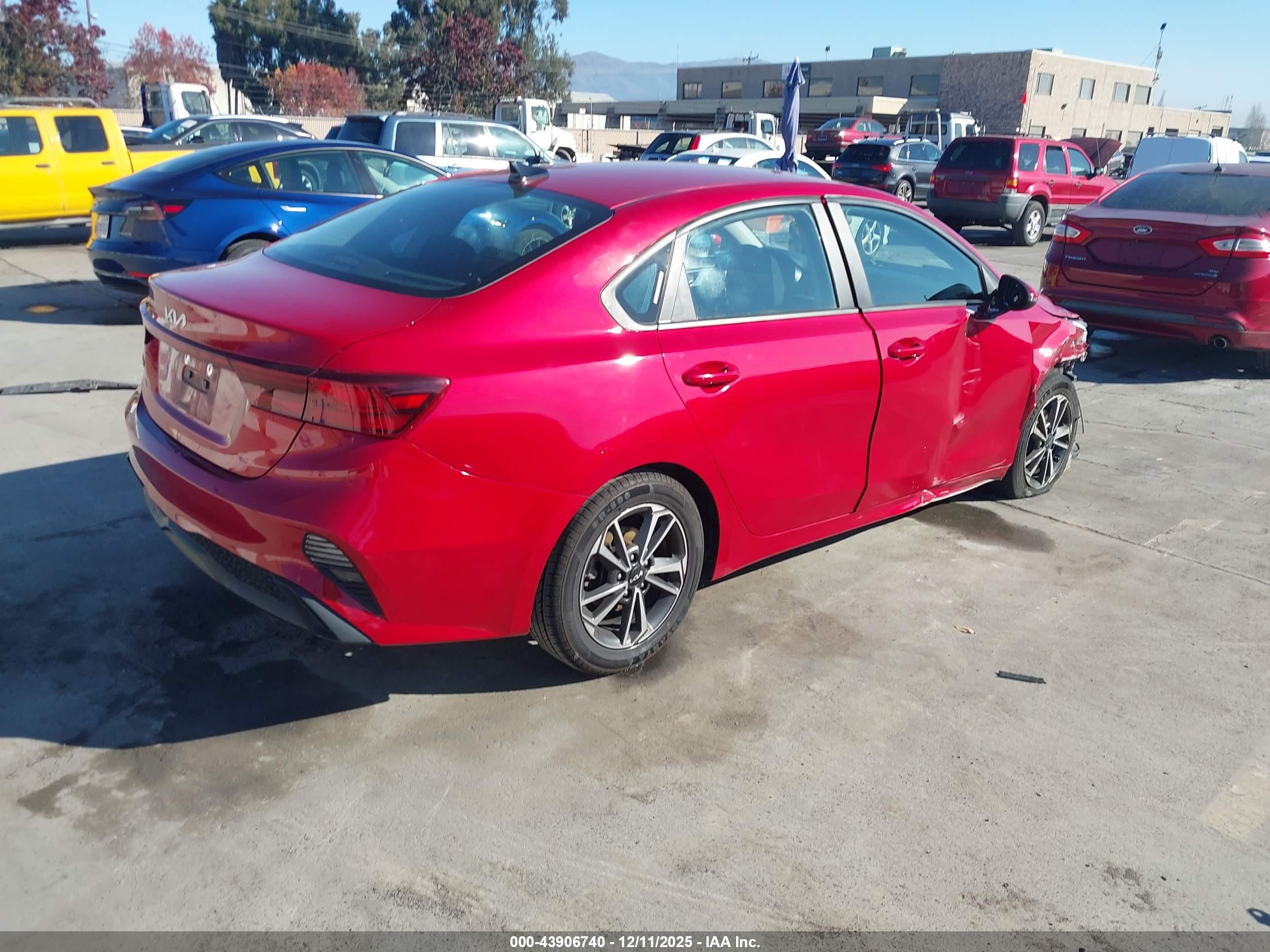 KIA FORTE image 4
