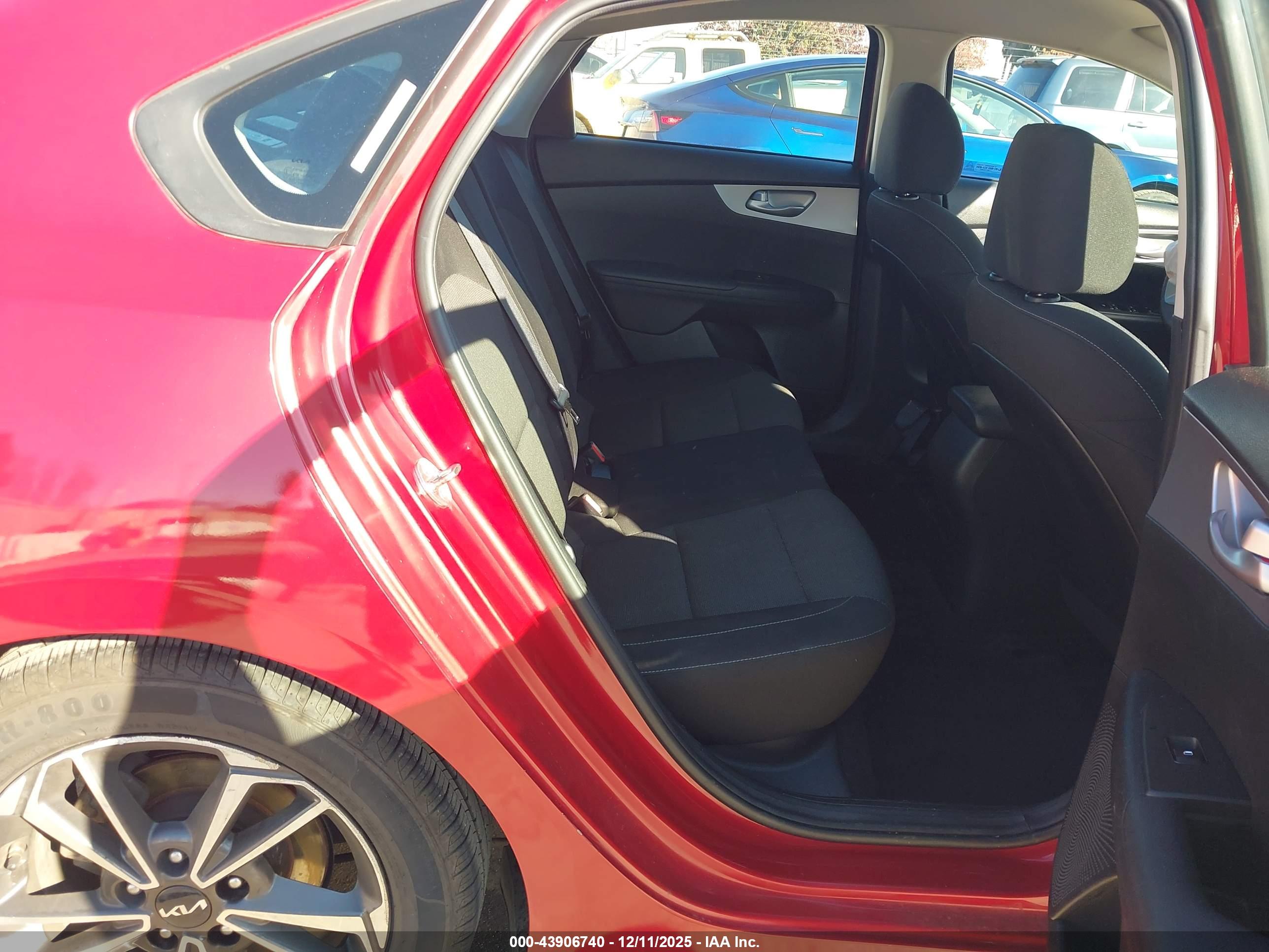 KIA FORTE image 8