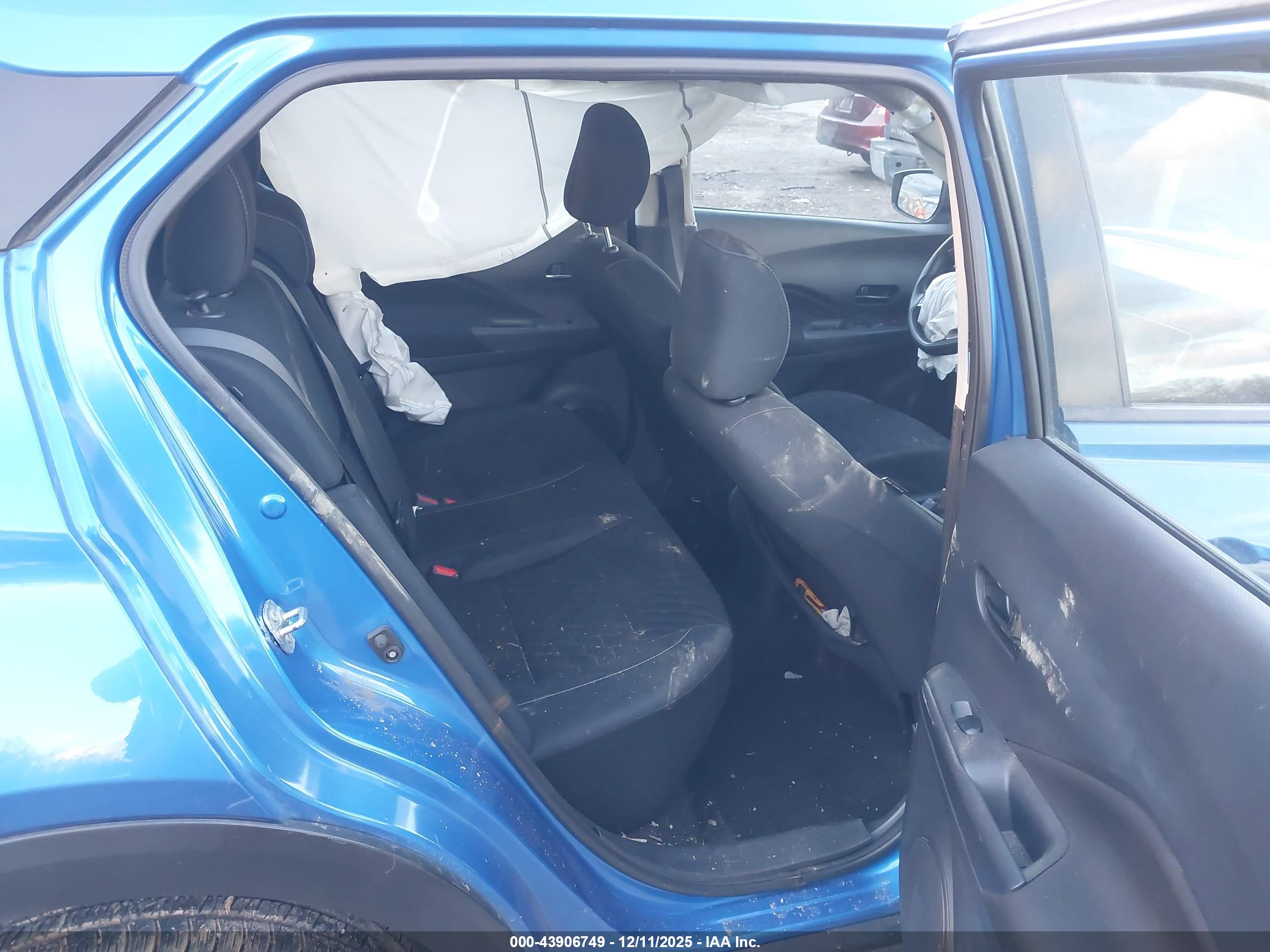 NISSAN KICKS image 8
