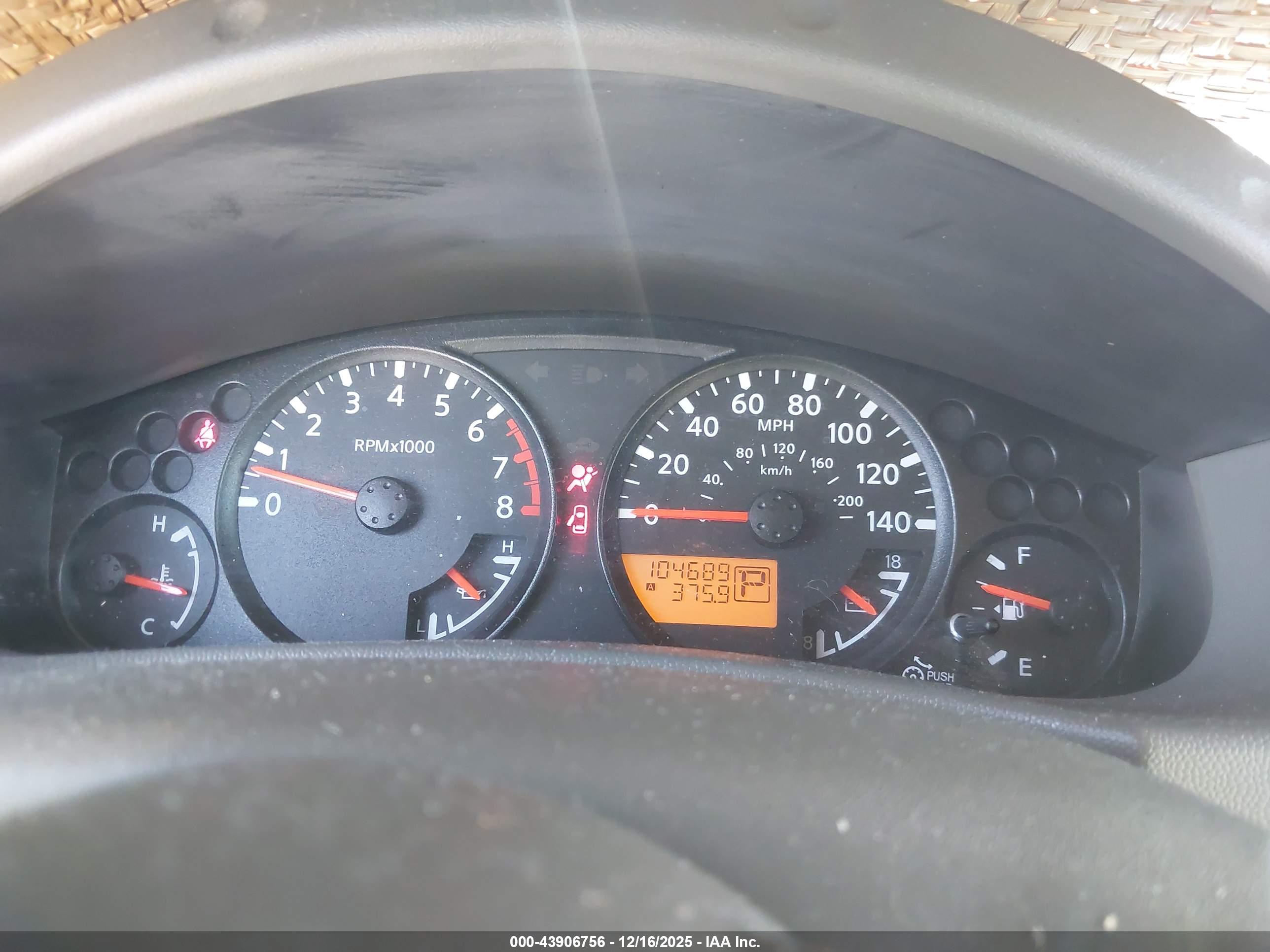 NISSAN FRONTIER image 7