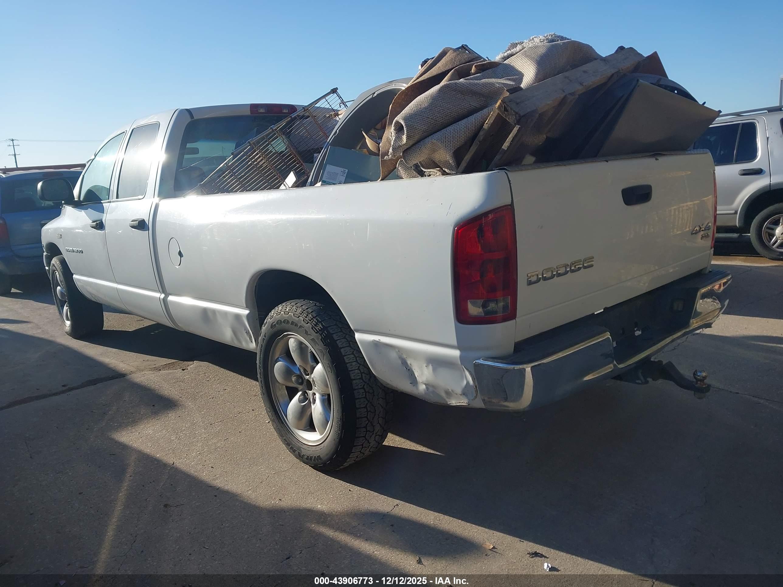 DODGE RAM image 3