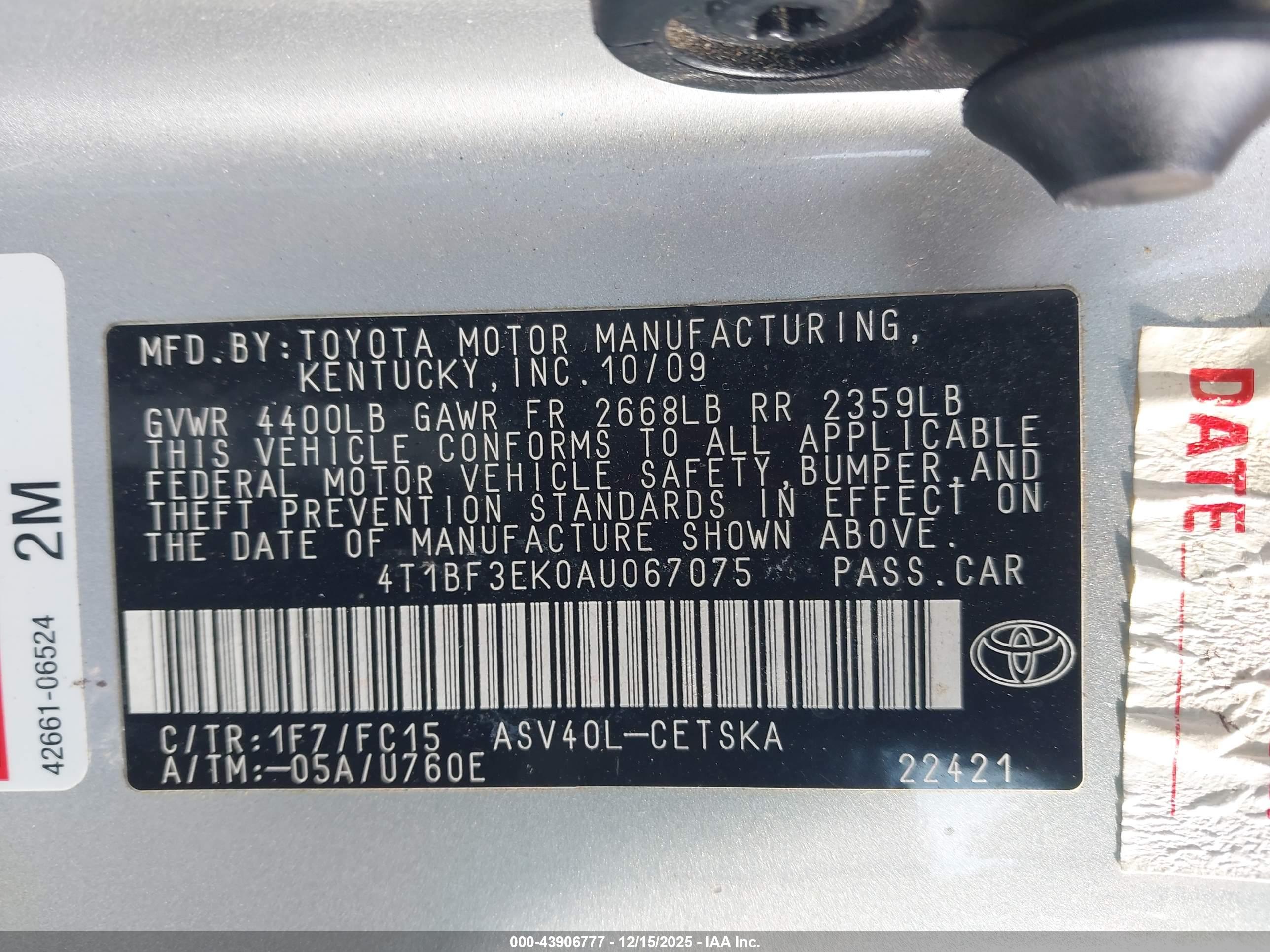 TOYOTA CAMRY image 9