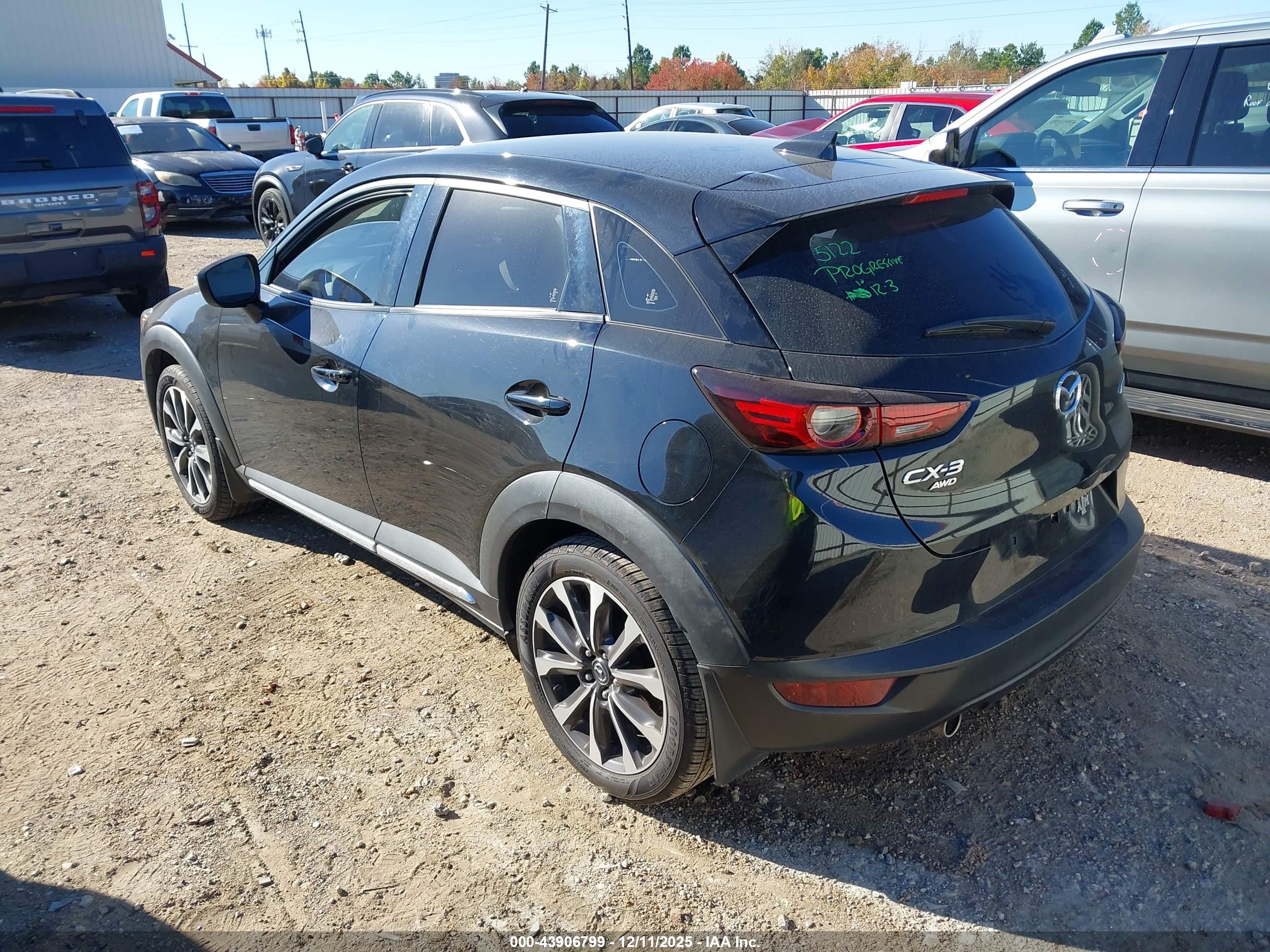 MAZDA CX-3 image 3