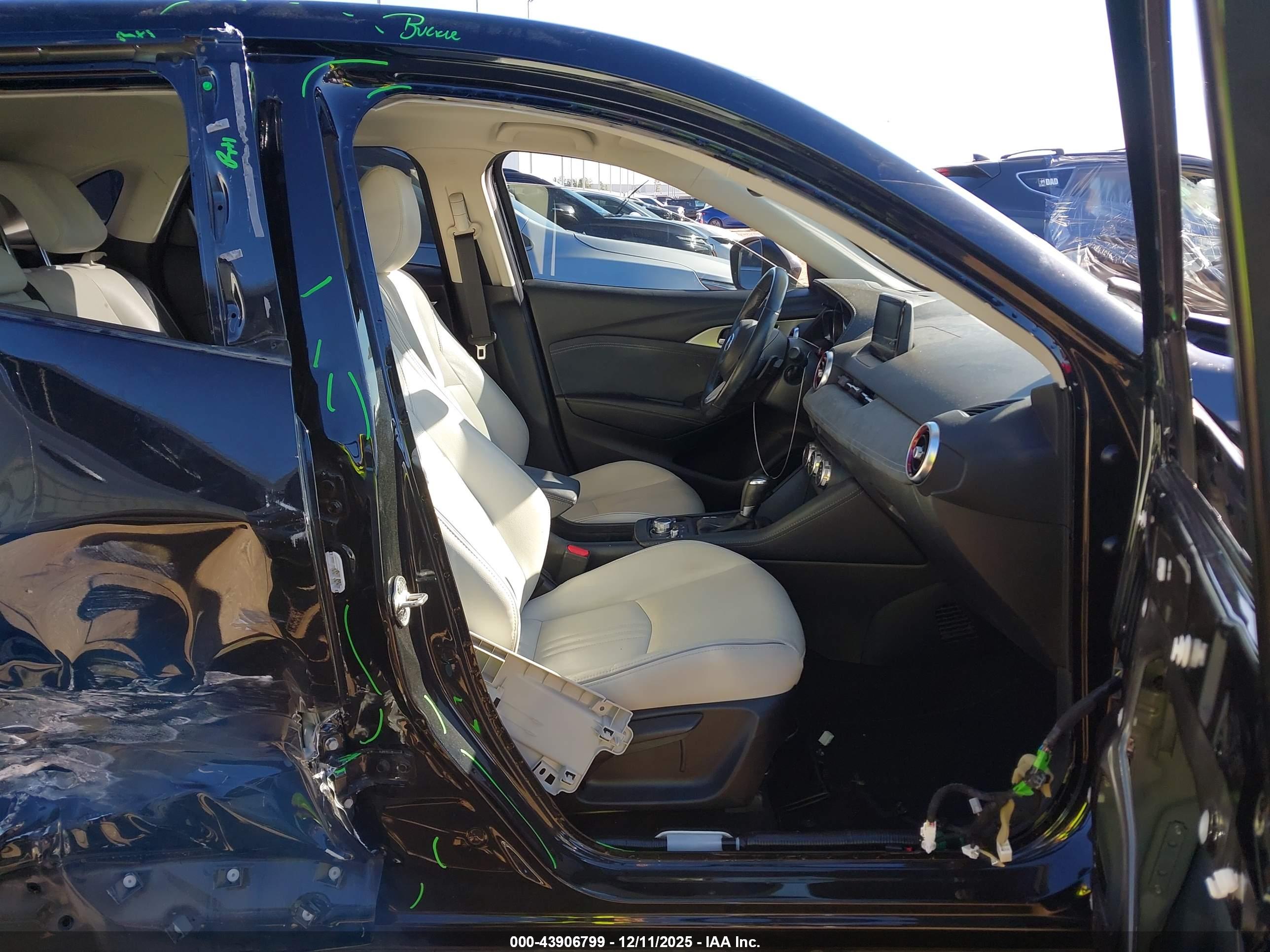 MAZDA CX-3 image 5