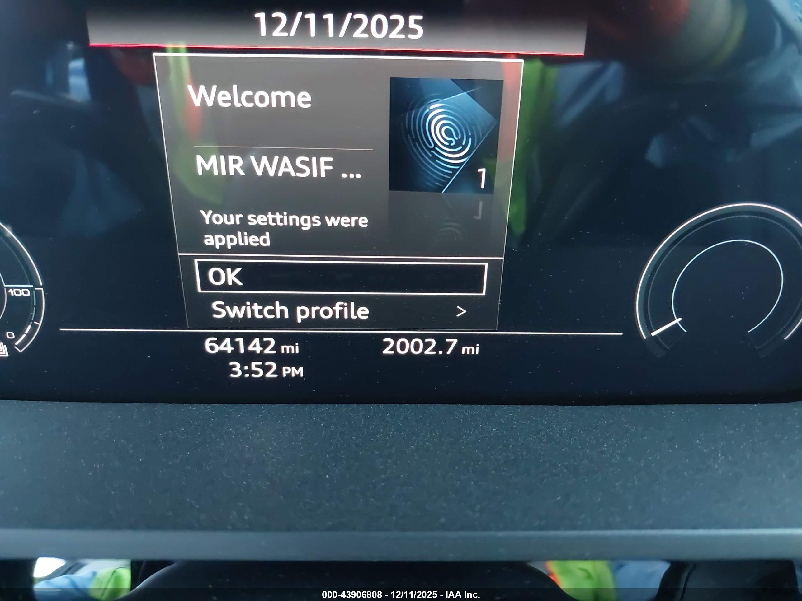 AUDI E-TRON image 7