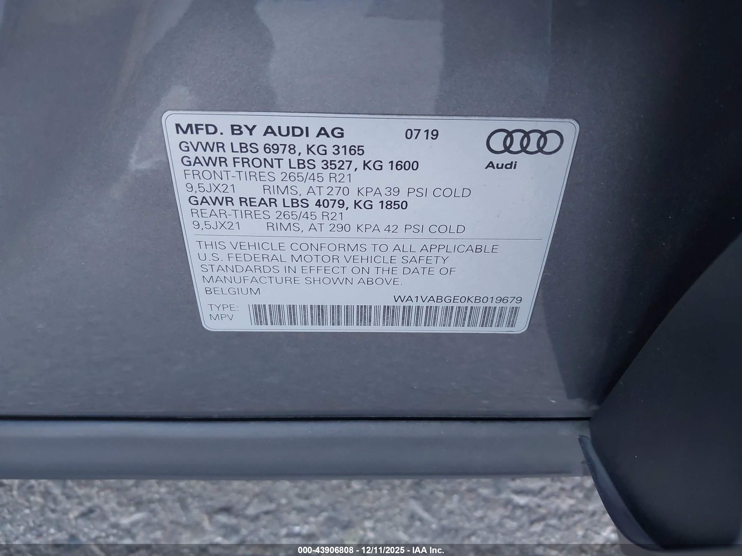 AUDI E-TRON image 9