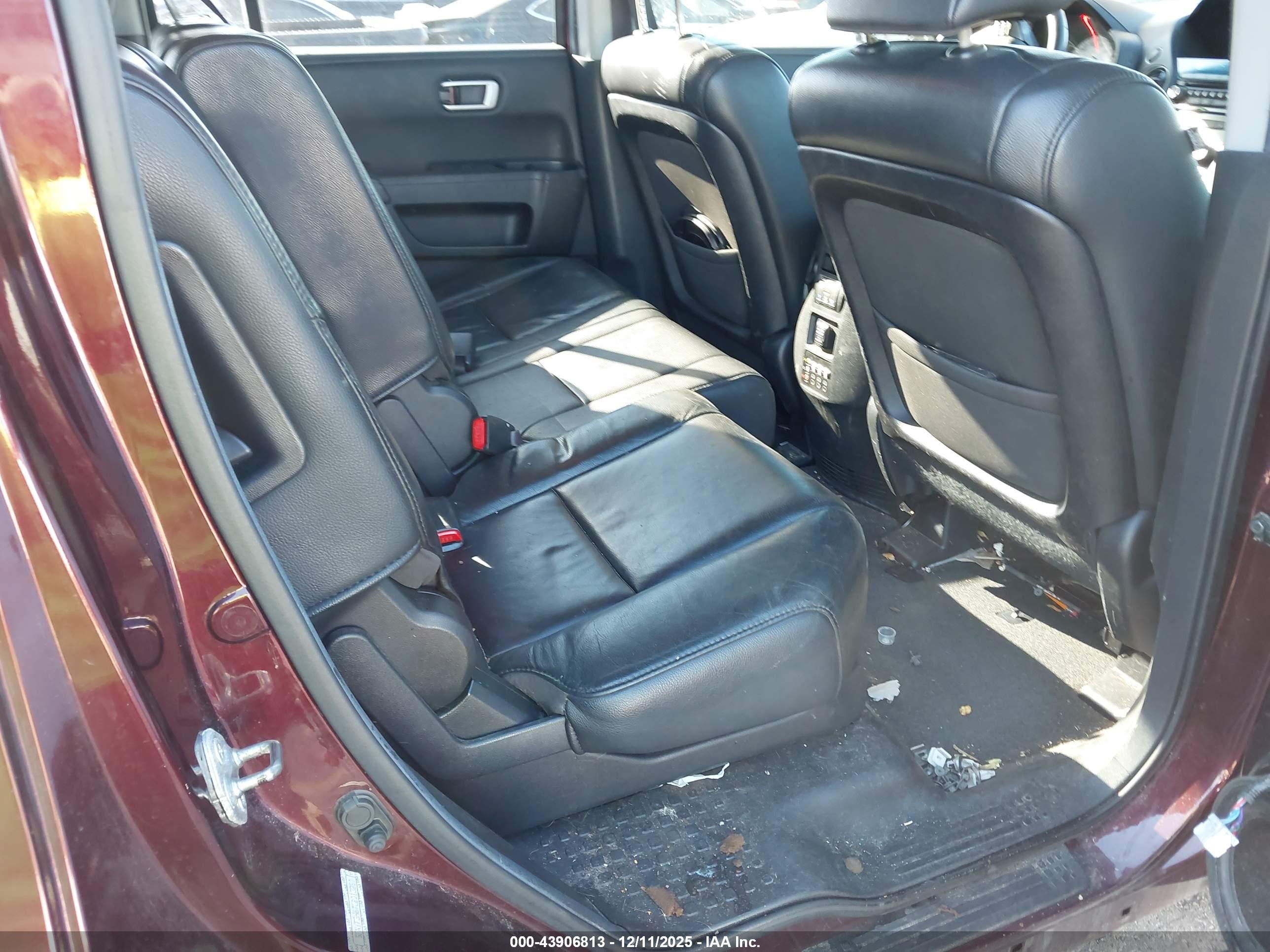 HONDA PILOT image 8