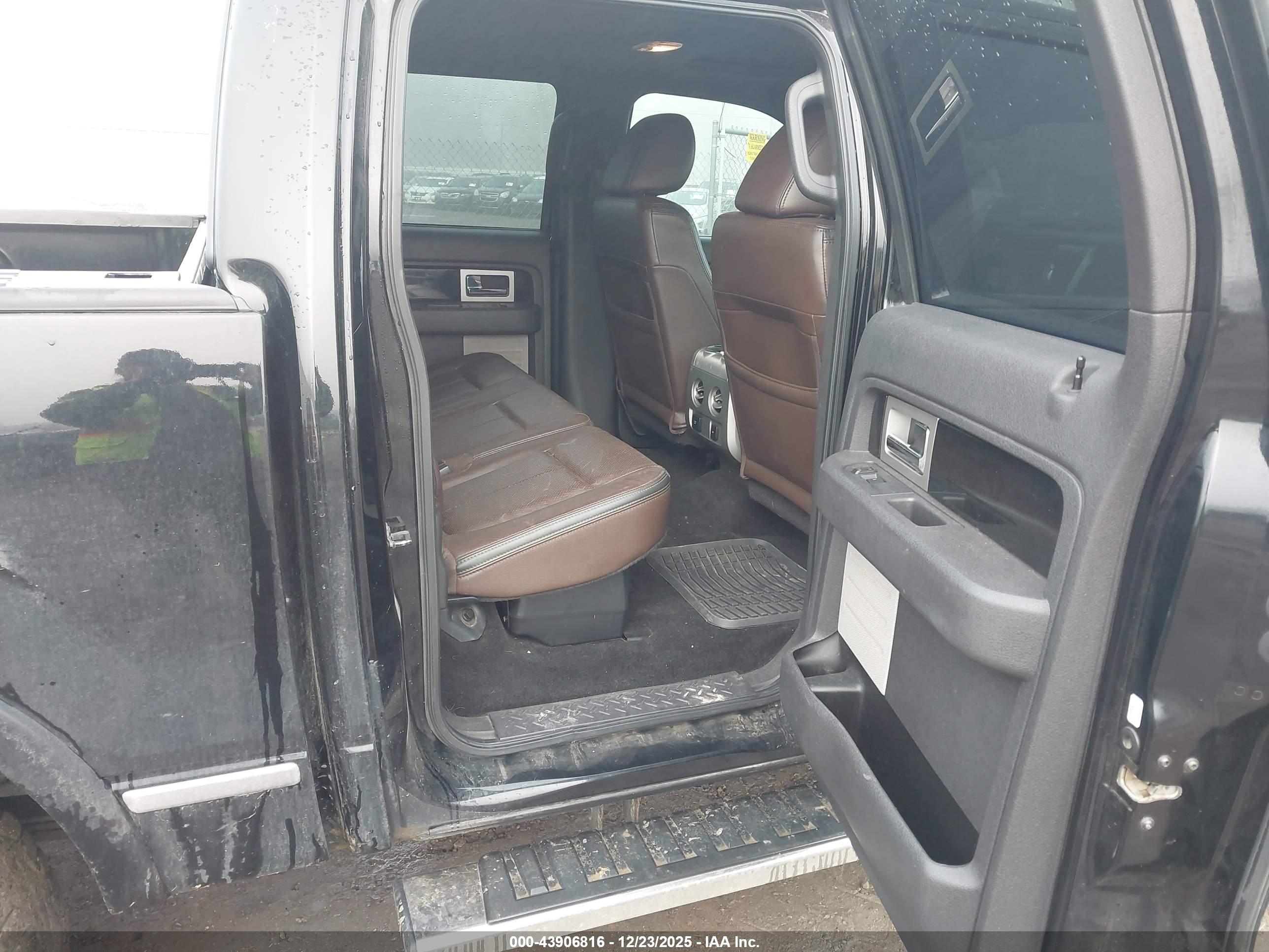 FORD F-150 image 8