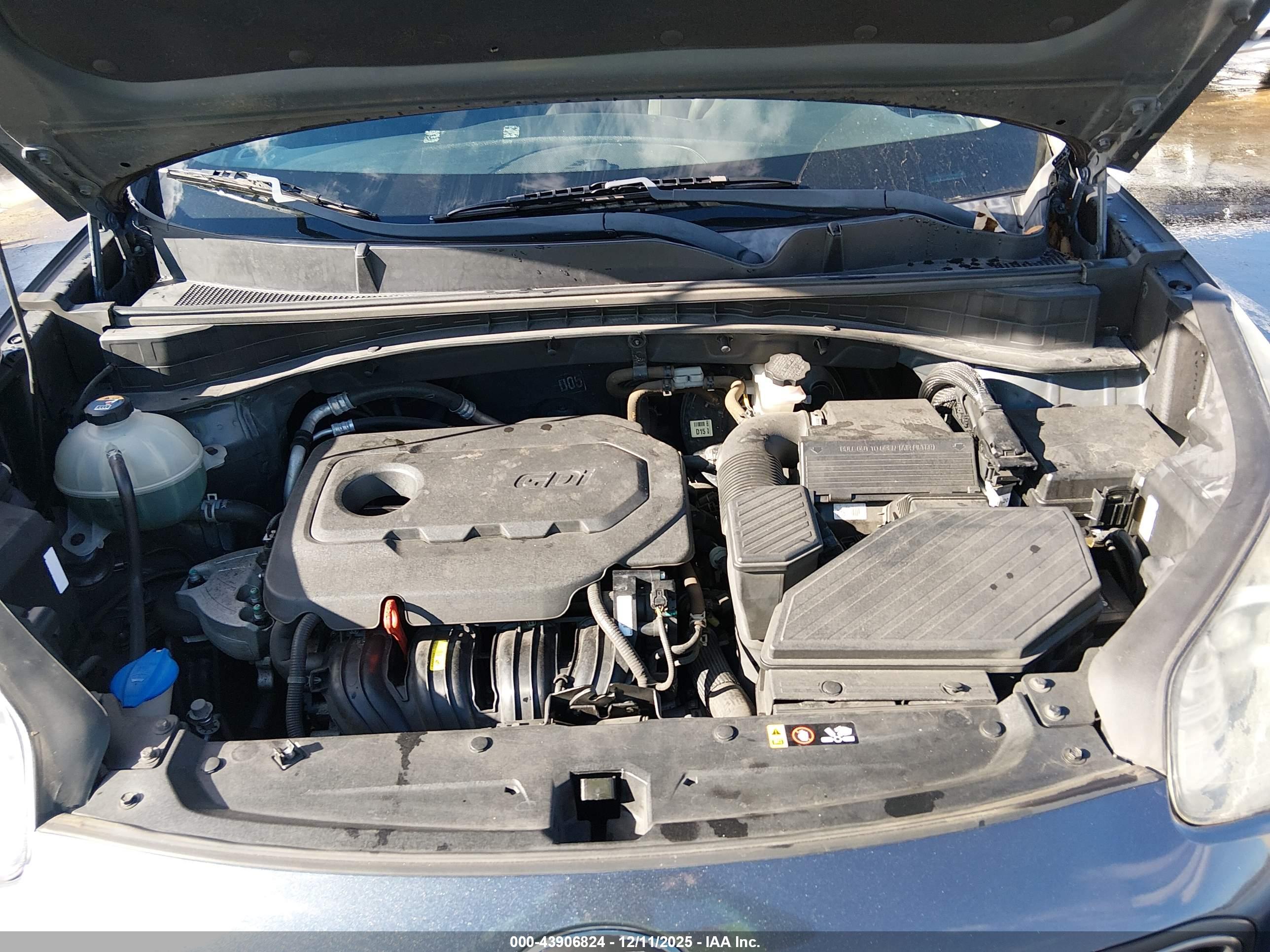 KIA SPORTAGE image 10
