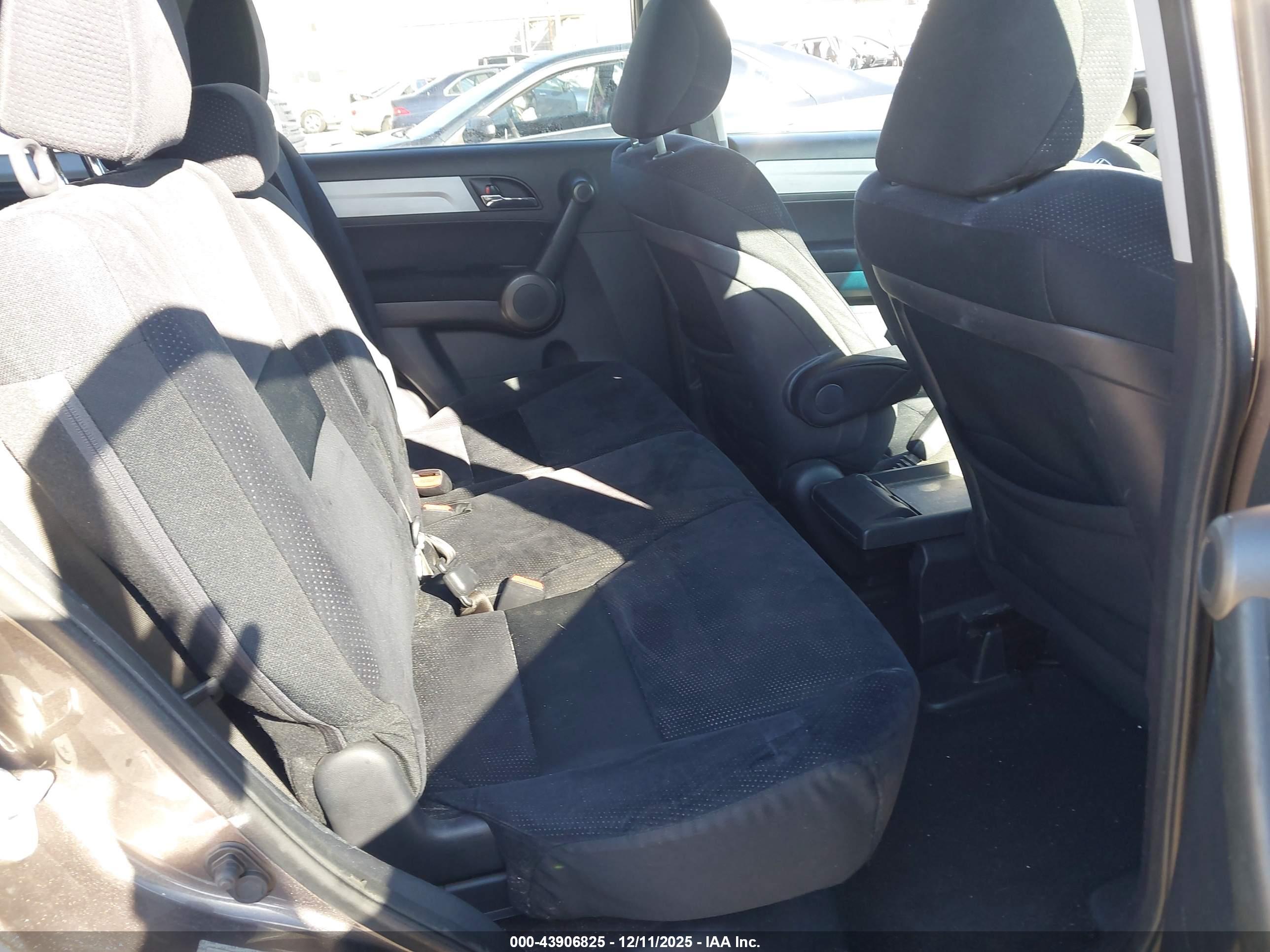 HONDA CR-V image 8