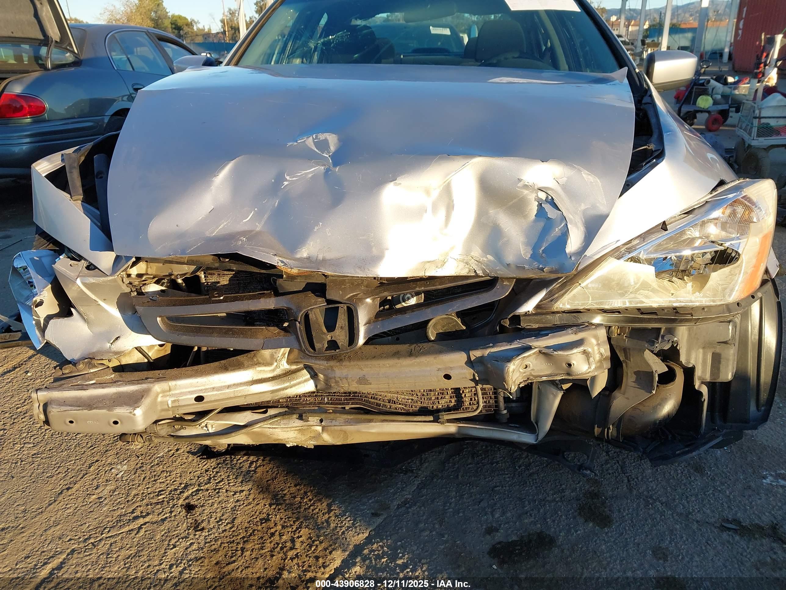 HONDA ACCORD image 6