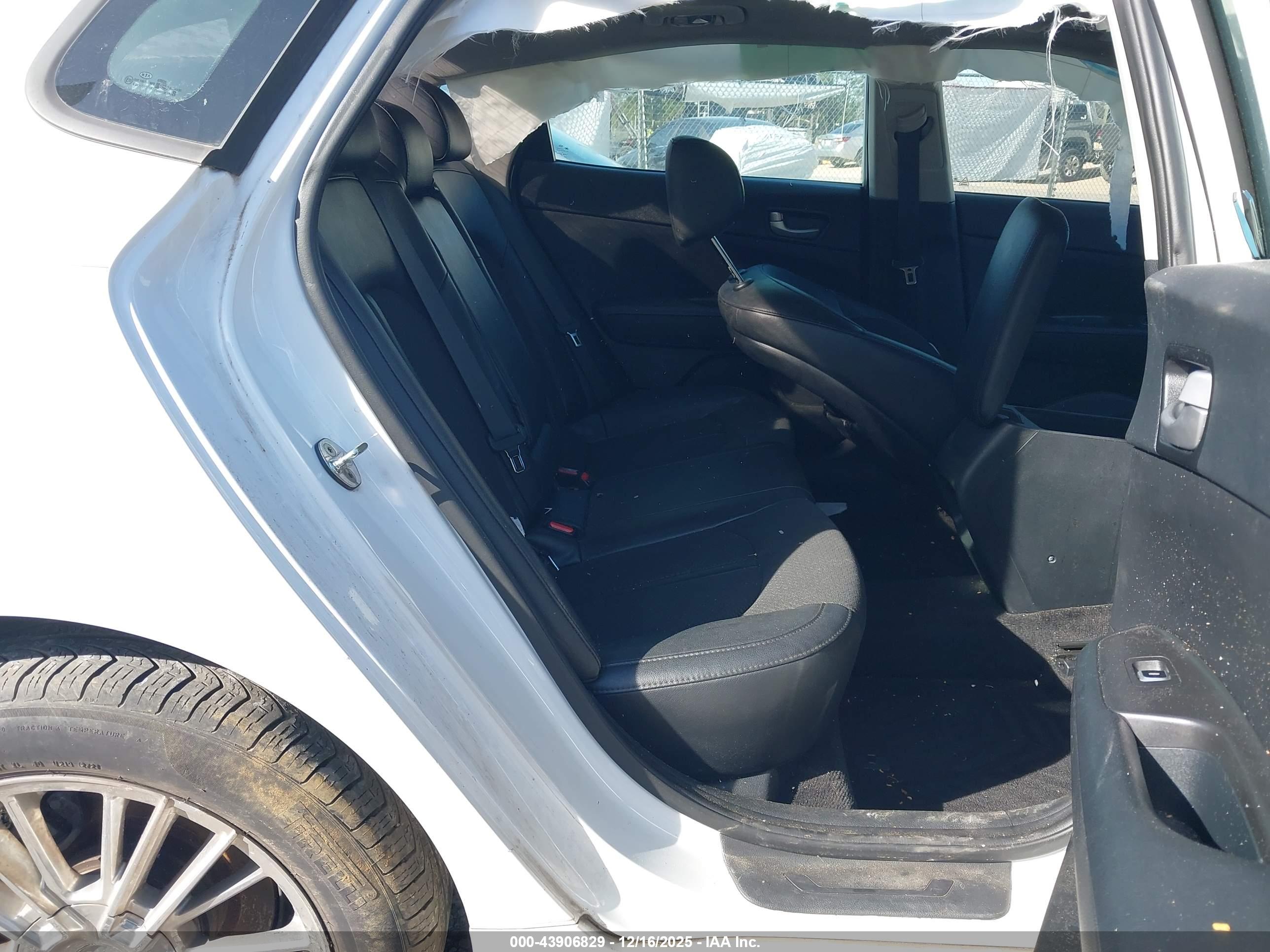 KIA OPTIMA image 8