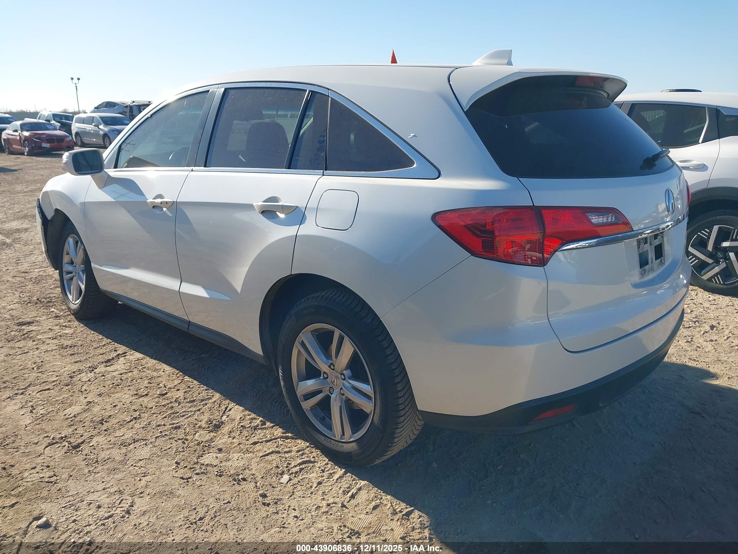 ACURA RDX image 3