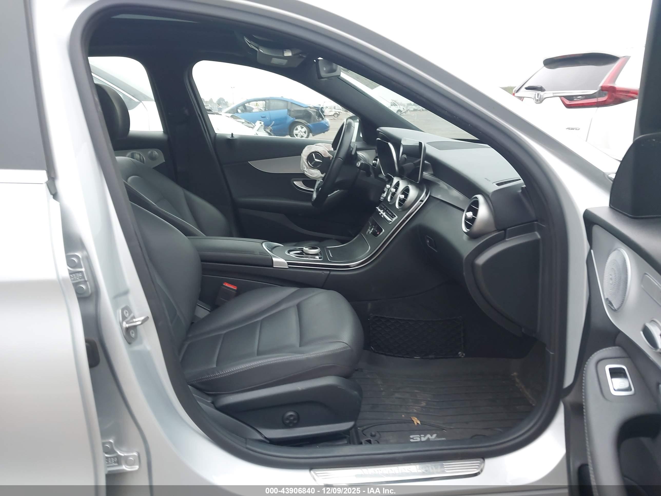 MERCEDES-BENZ C image 5