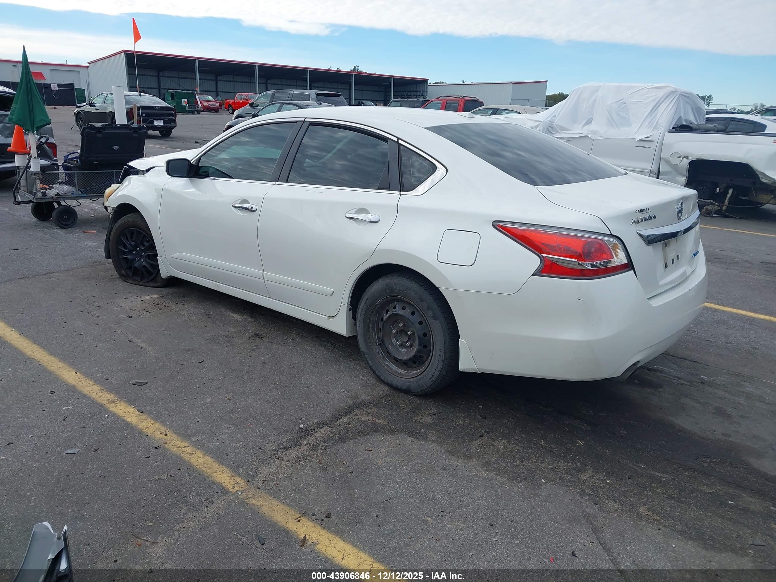 NISSAN ALTIMA image 3