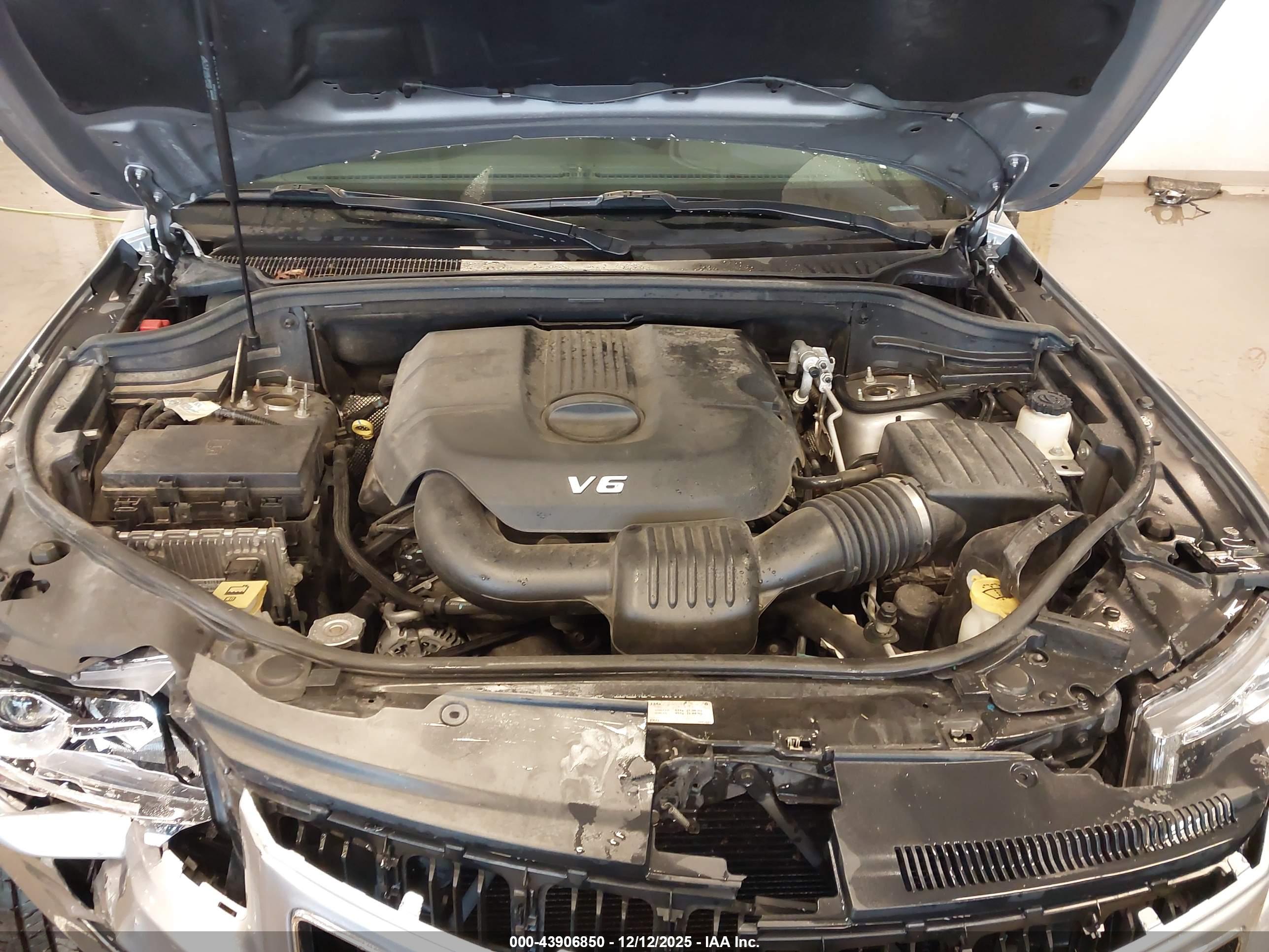 JEEP GRAND image 10