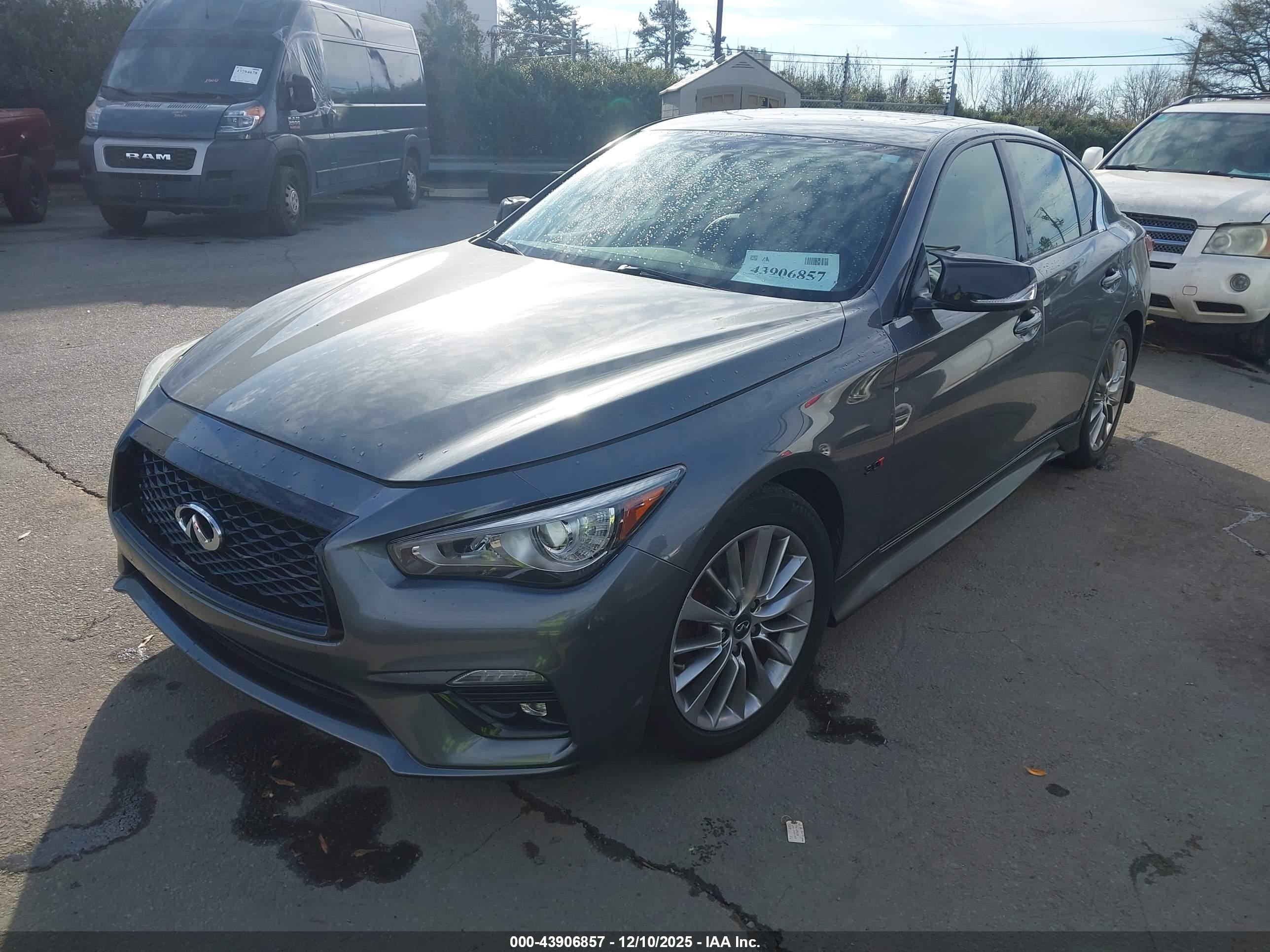 INFINITI Q50 image 2