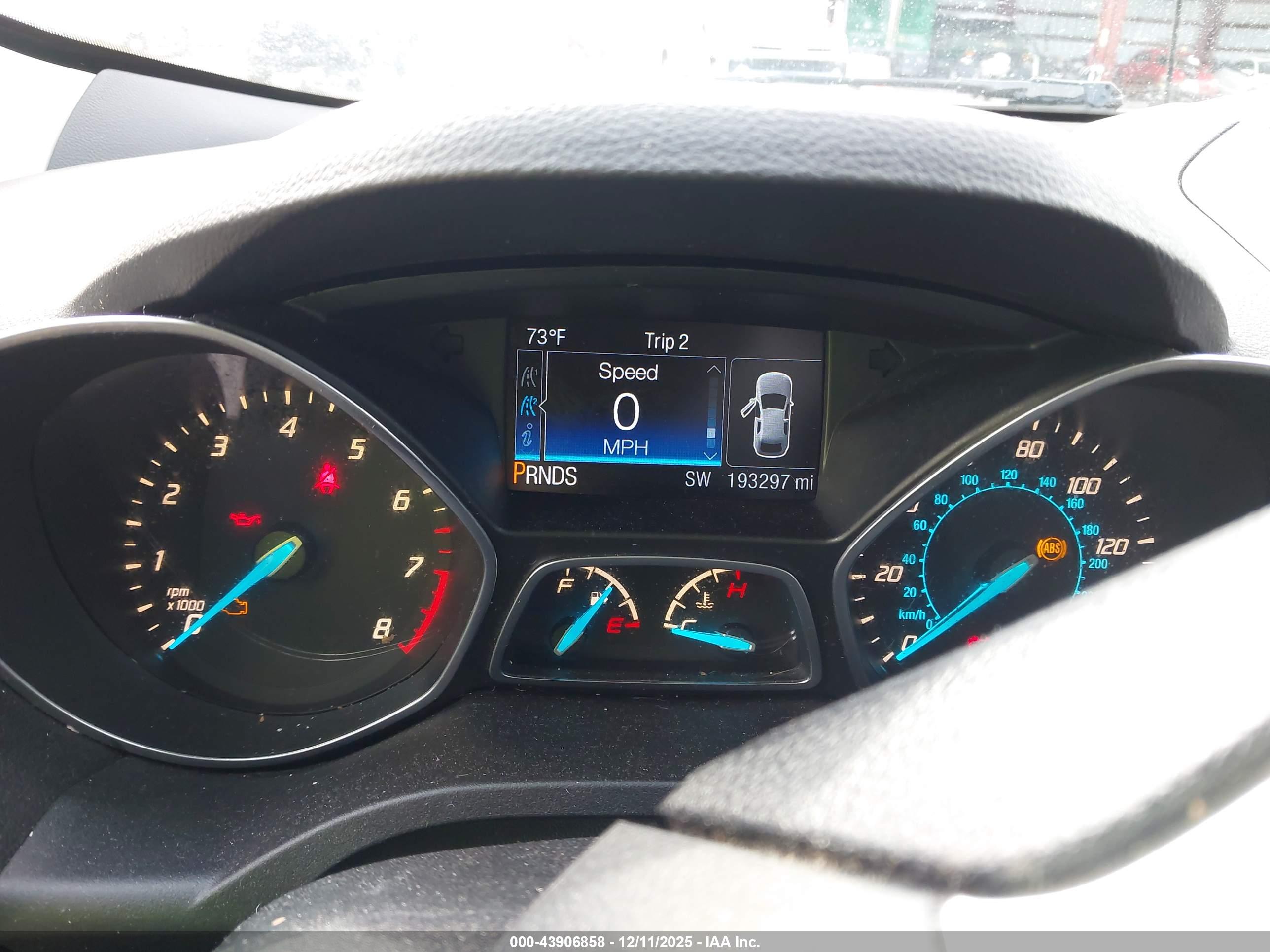 FORD ESCAPE image 7