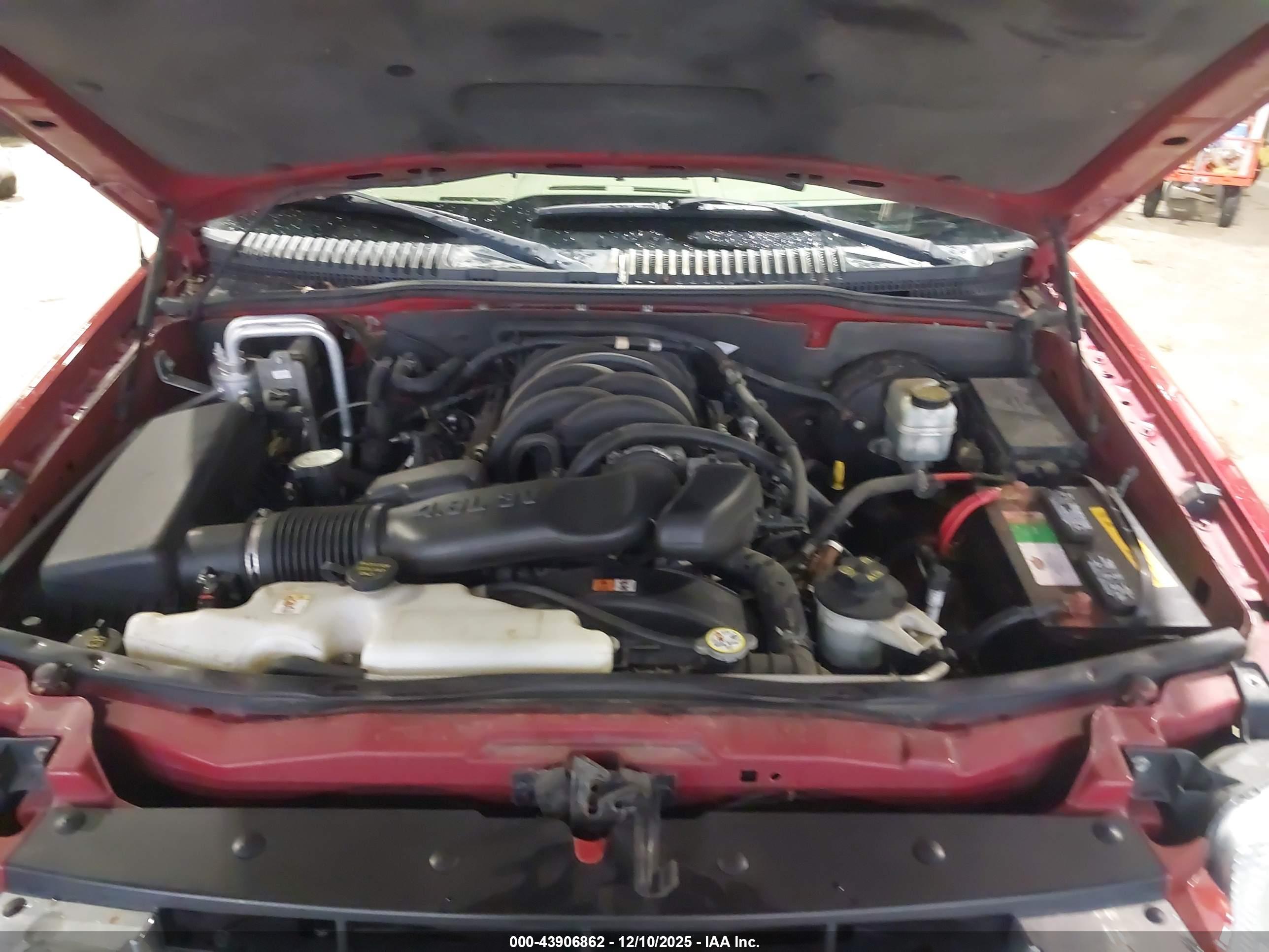 FORD EXPLORER image 10
