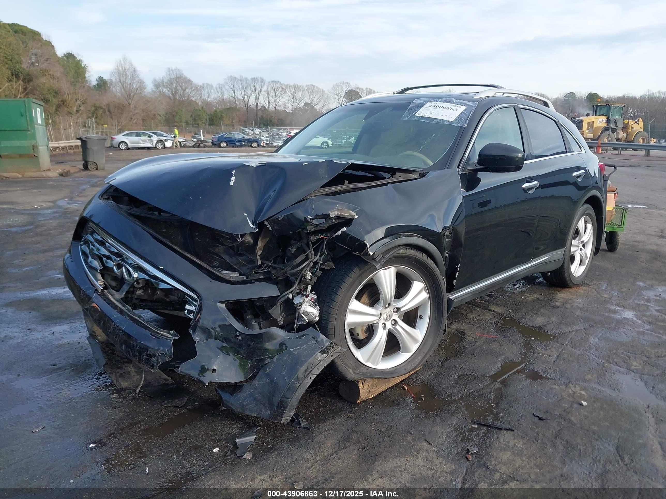 INFINITI FX35 image 2