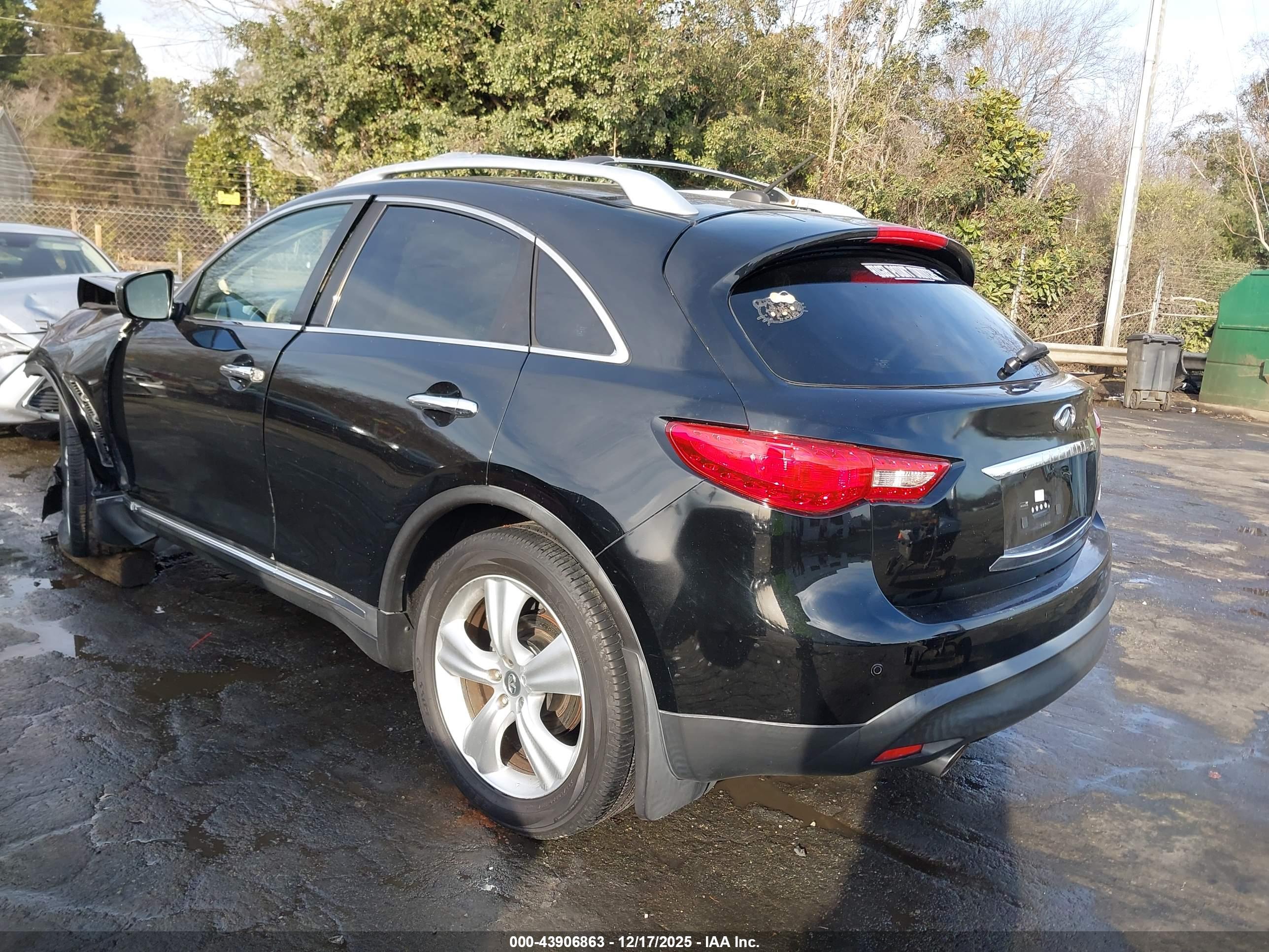 INFINITI FX35 image 3