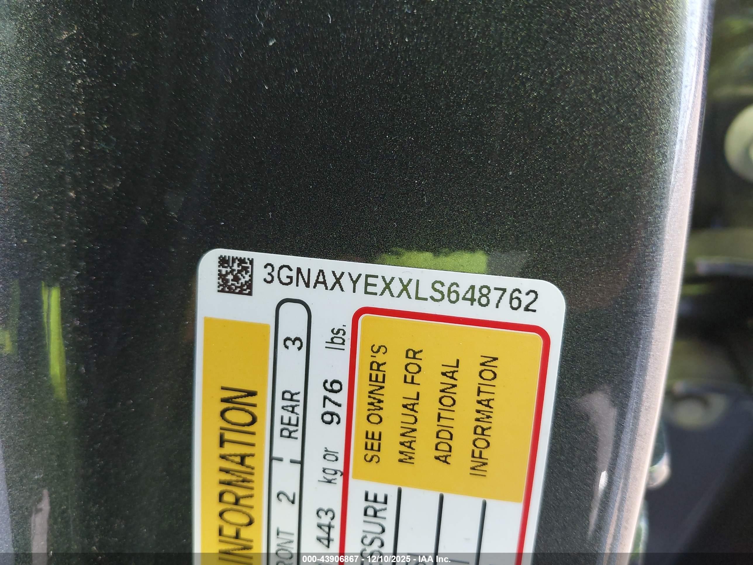 CHEVROLET EQUINOX image 9