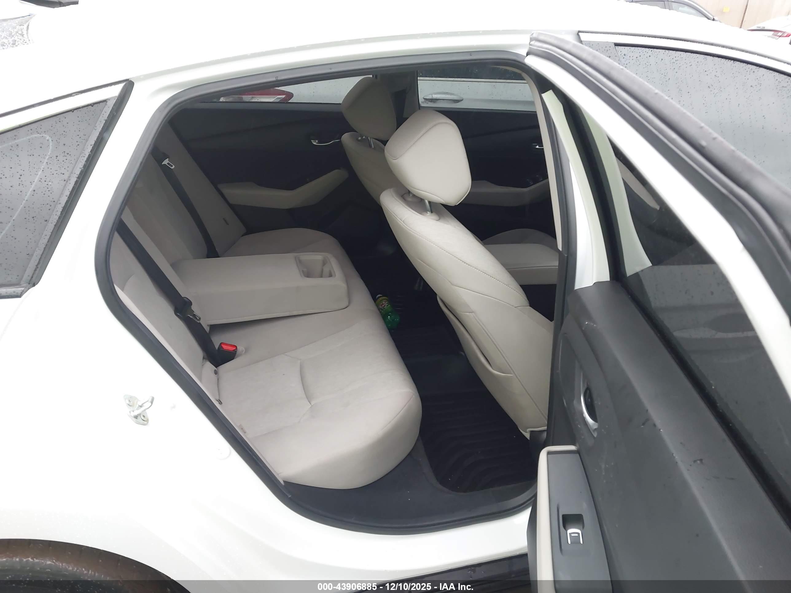 HONDA ACCORD image 8