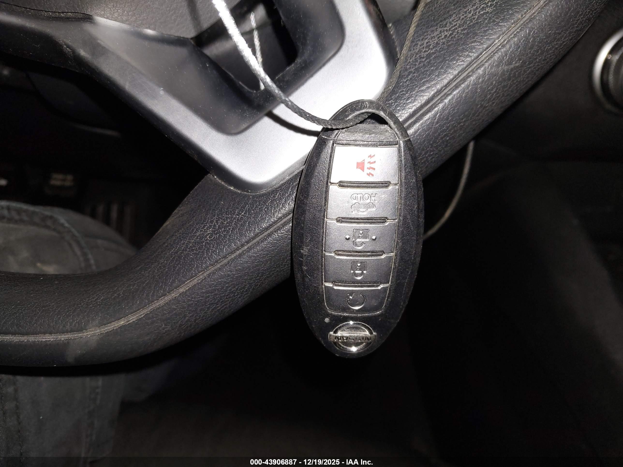 NISSAN ALTIMA image 11
