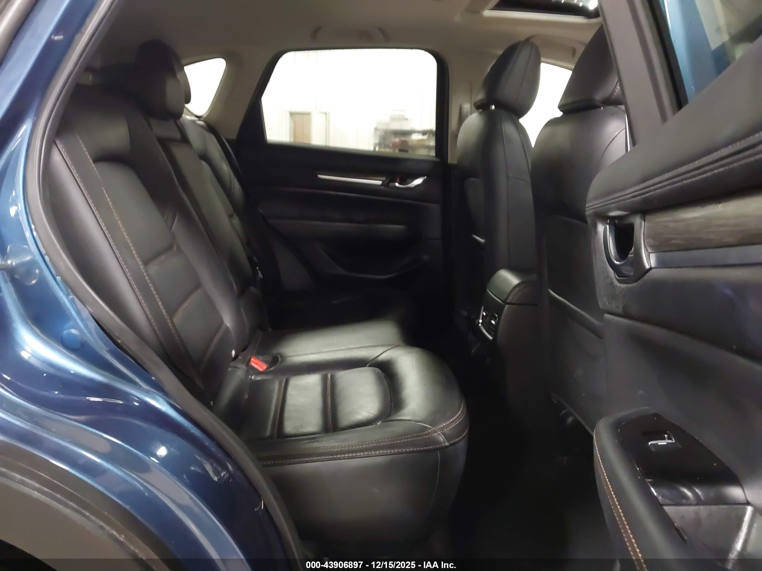 MAZDA CX-5 image 8