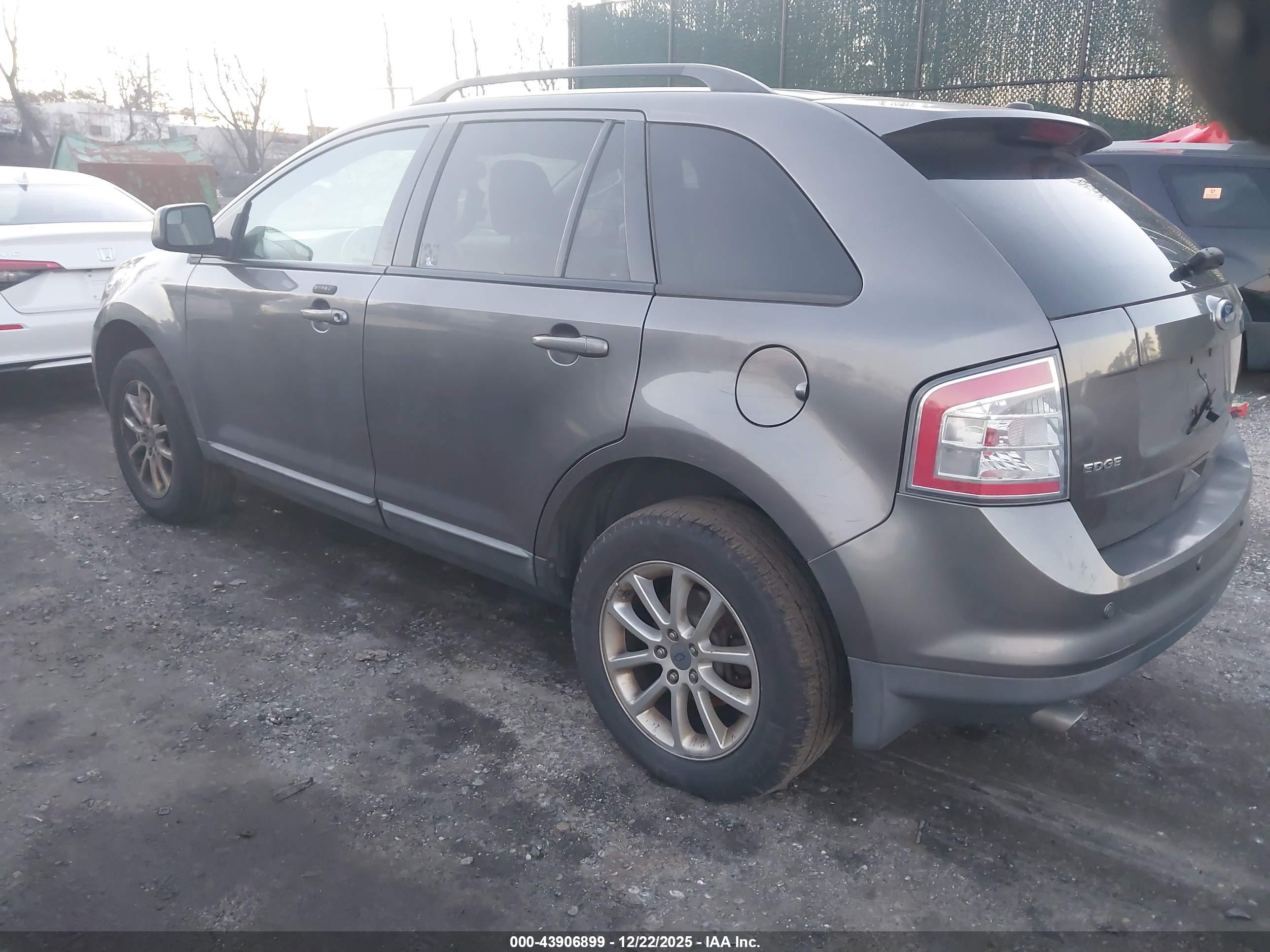 FORD EDGE image 3