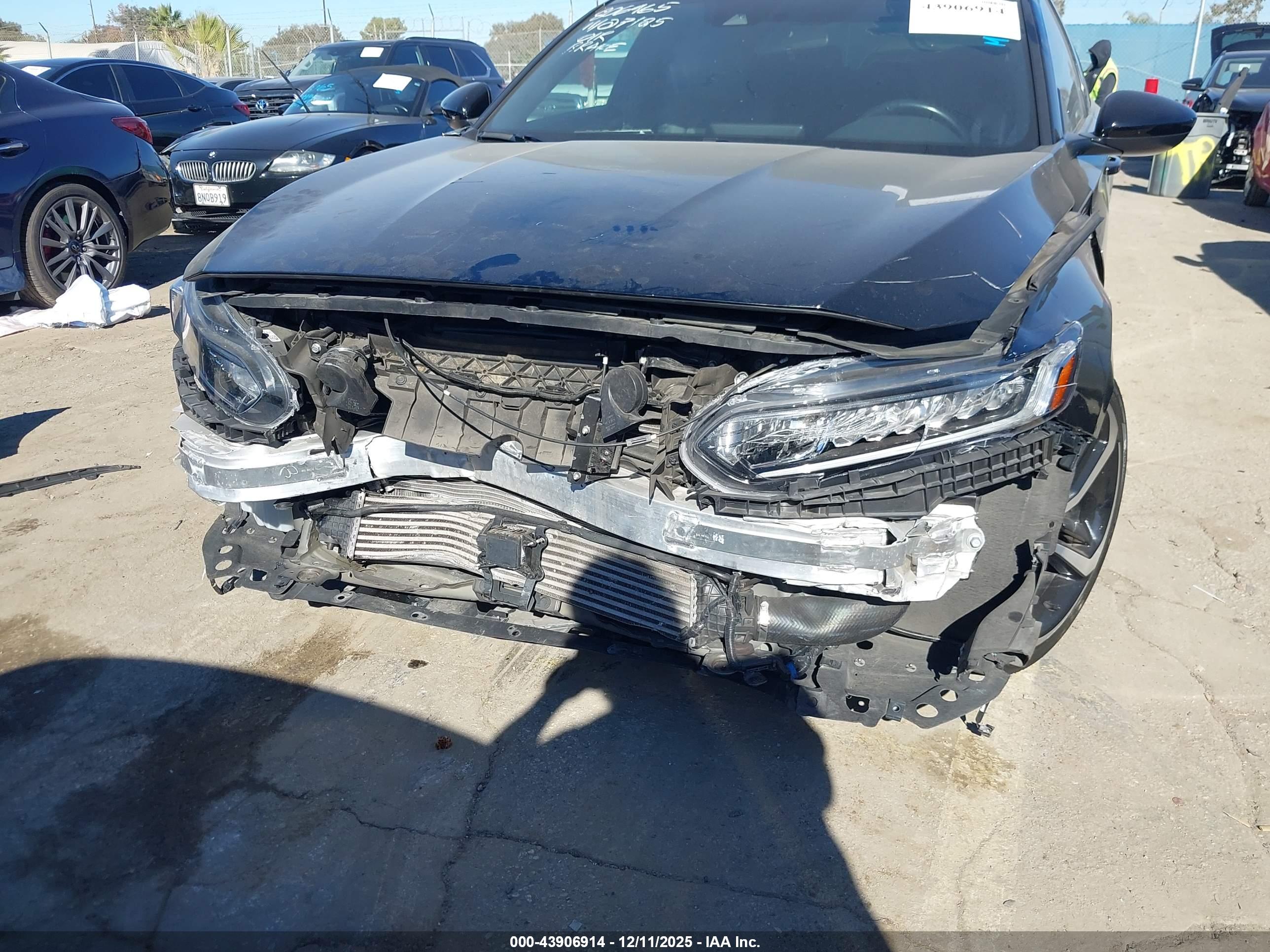 HONDA ACCORD image 6