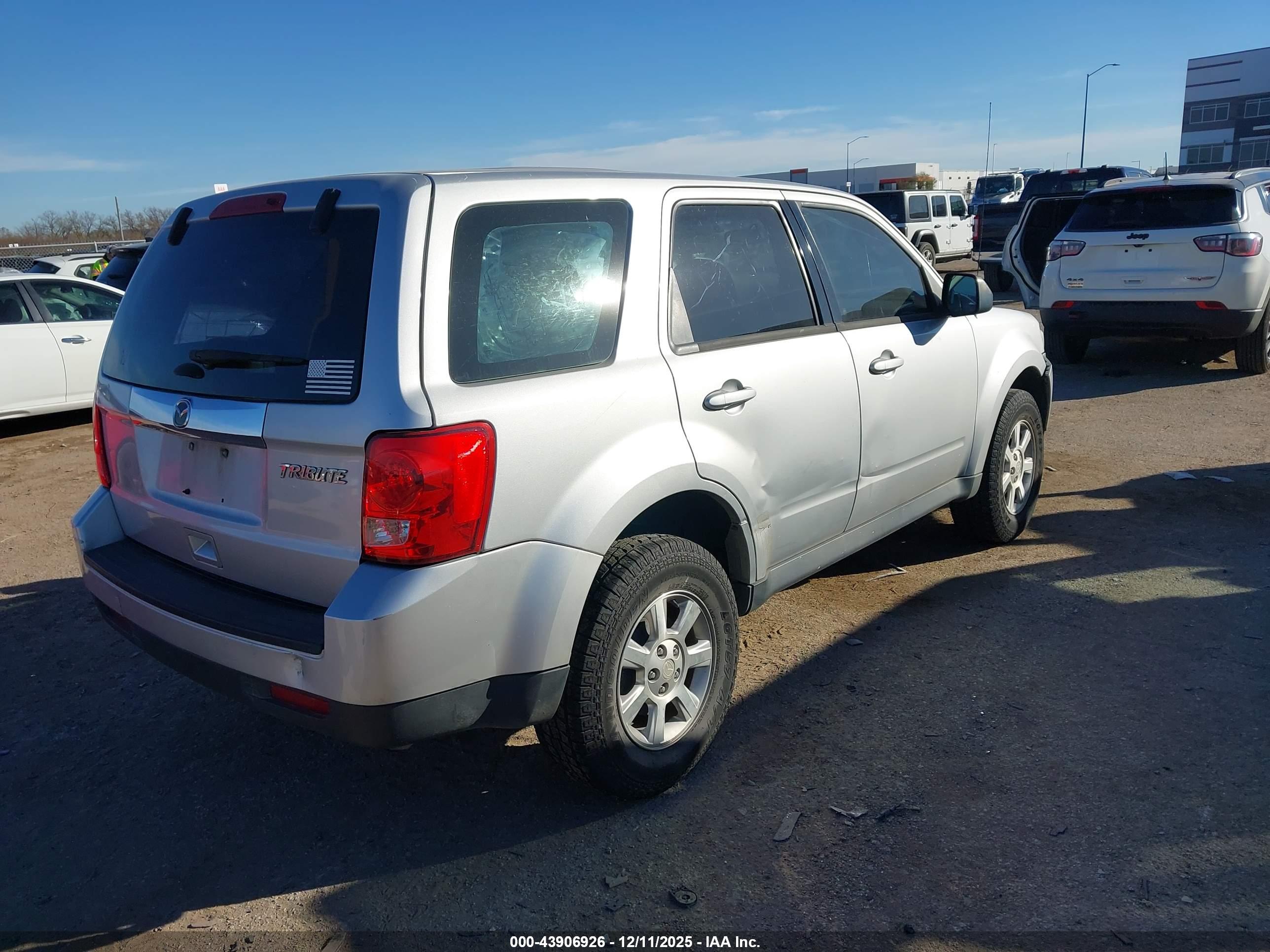 MAZDA TRIBUTE image 4