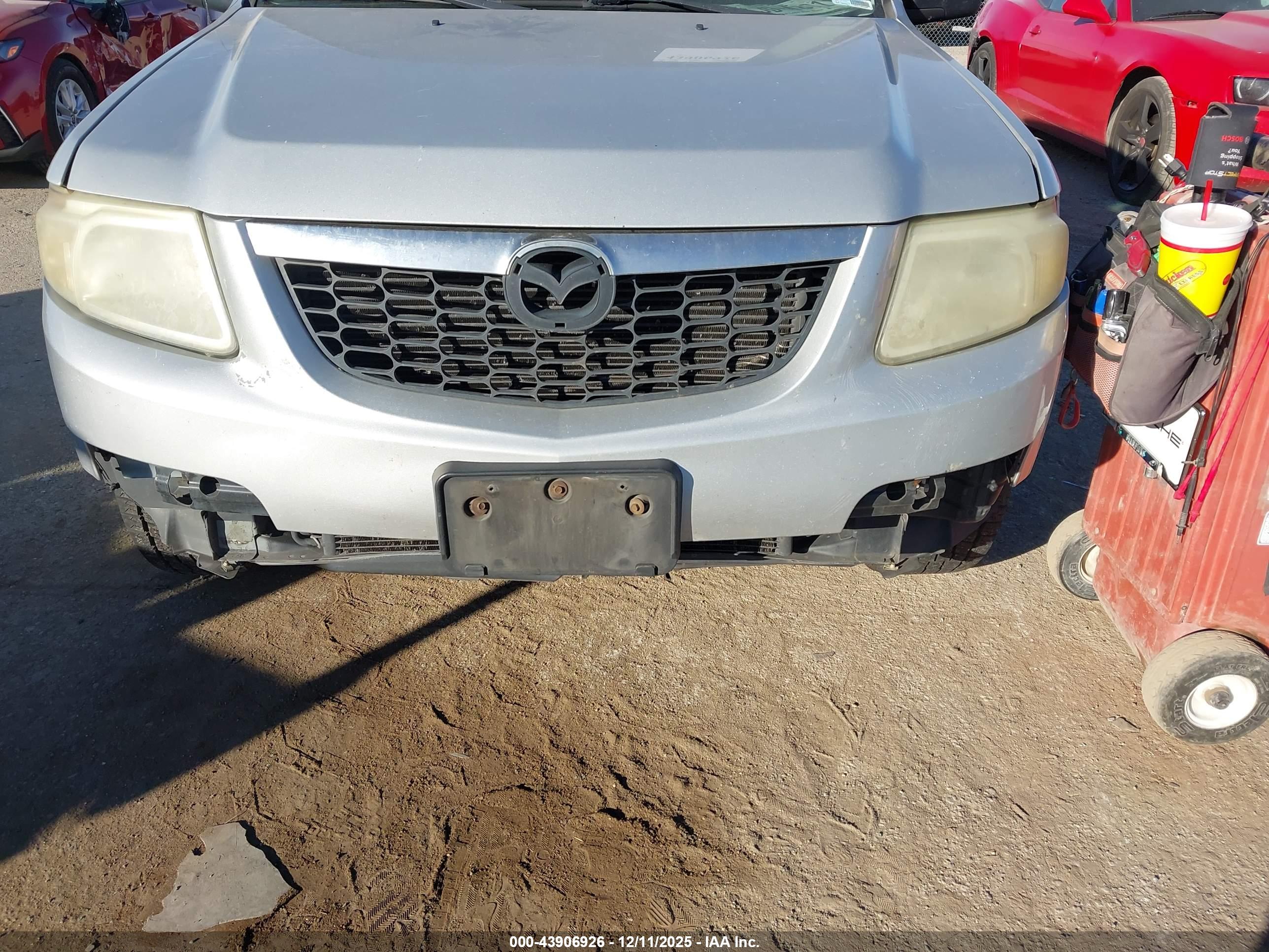 MAZDA TRIBUTE image 6