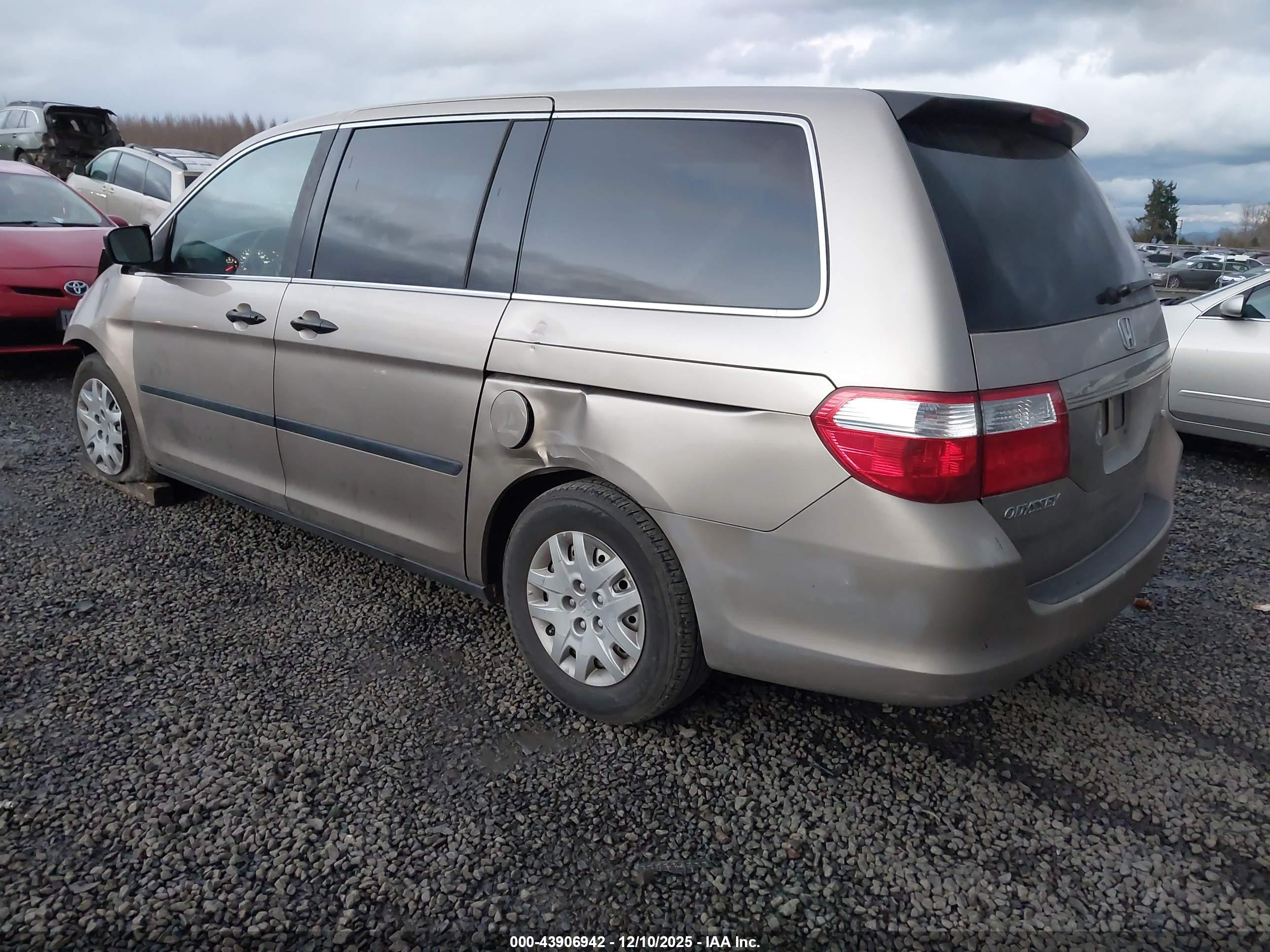 HONDA ODYSSEY image 3
